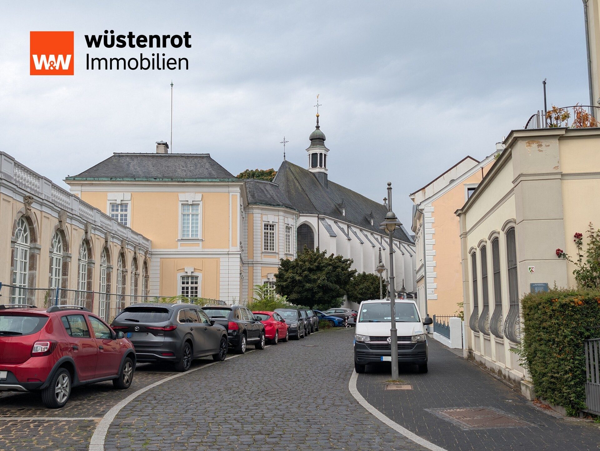 Immobilienangebot - Brühl - Alle - Historisches Mehrfamilienhaus: Einzigartige Top-Lage direkt am Schlosspark