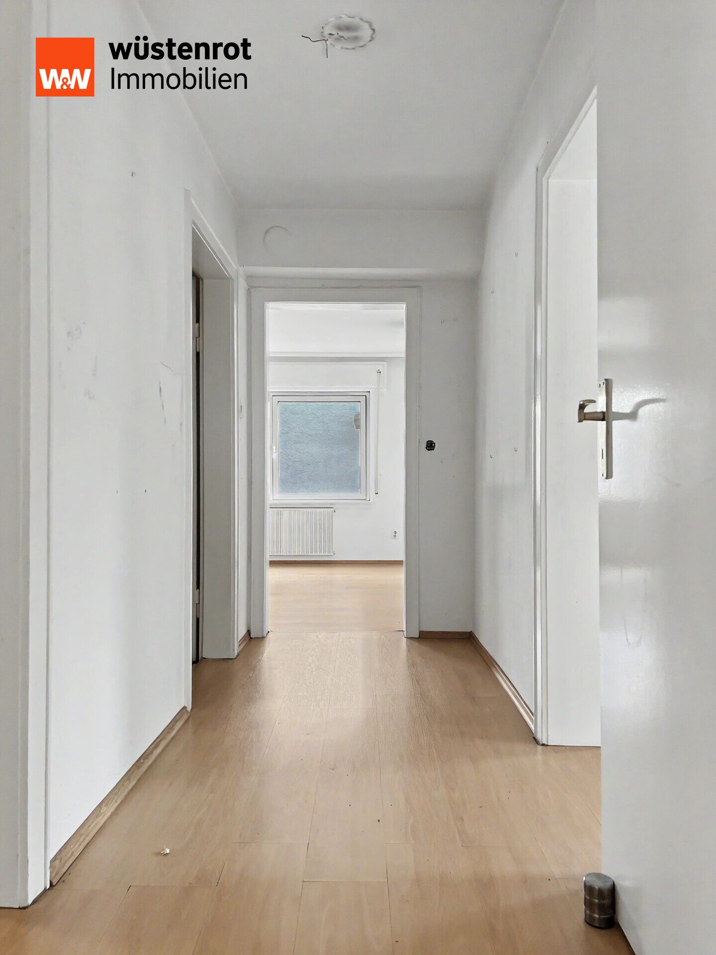 Immobilienangebot - Karlsruhe - Alle - Ein Zuhause mit Charakter – Großzügiges Wohnhaus mit großem Garten (Kernsanierung erforderlich)