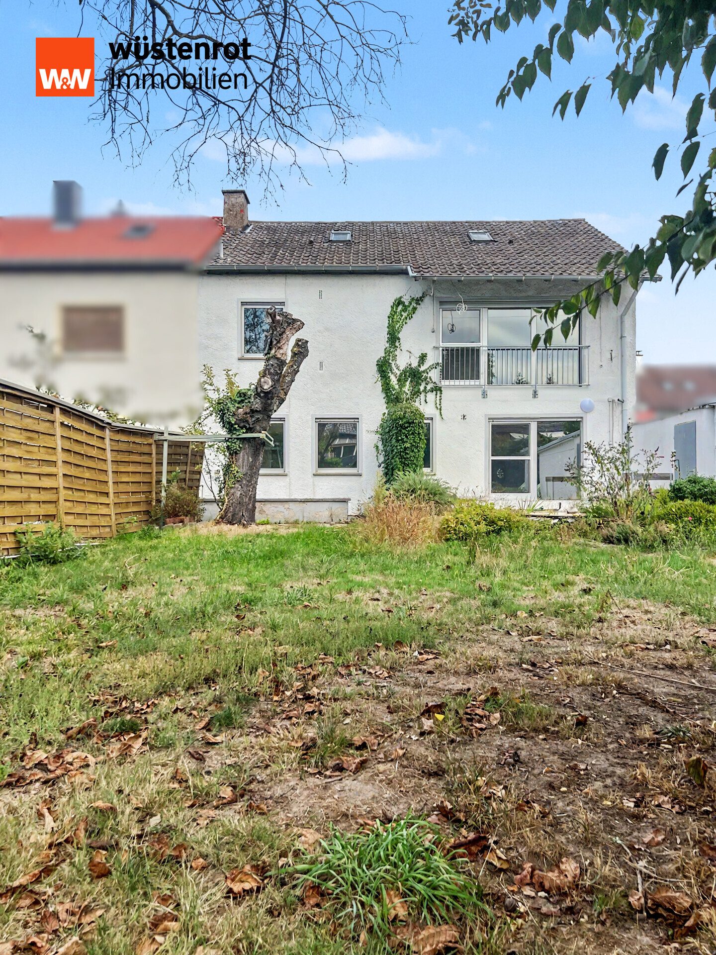Immobilienangebot - Karlsruhe - Alle - Ein Zuhause mit Charakter – Großzügiges Wohnhaus mit großem Garten (Kernsanierung erforderlich)