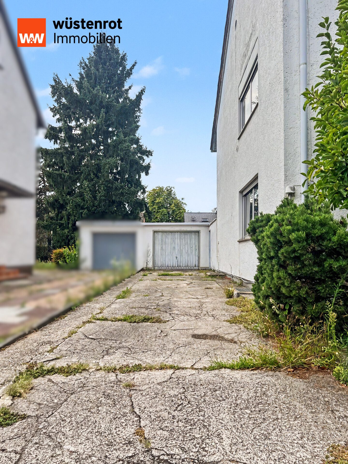 Immobilienangebot - Karlsruhe - Alle - Ein Zuhause mit Charakter – Großzügiges Wohnhaus mit großem Garten (Kernsanierung erforderlich)
