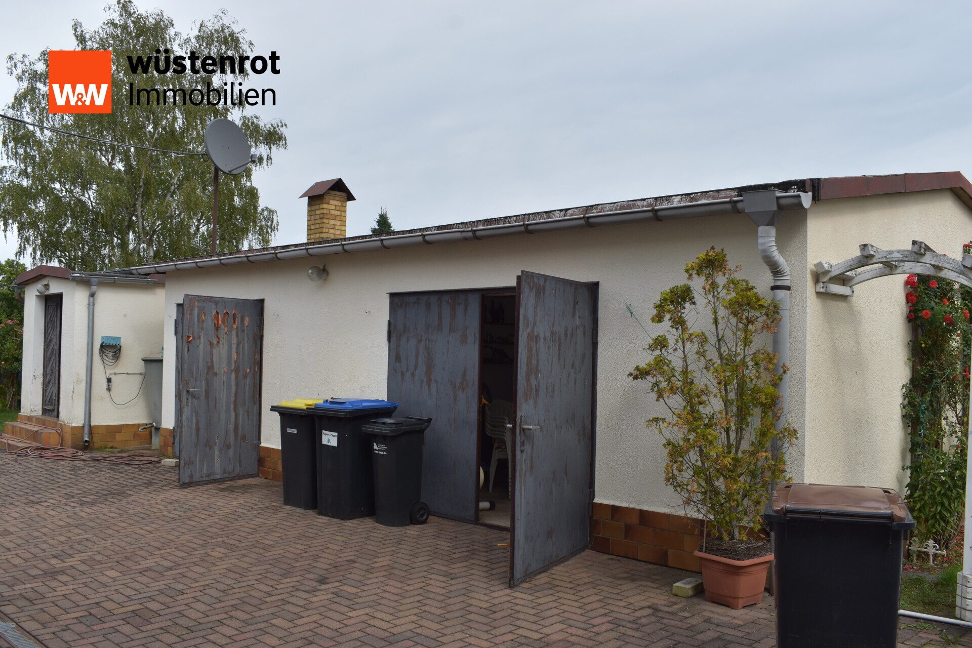 Immobilienangebot - Gröditz - Alle - Doppelhaushälfte mit Garten zum Verkauf