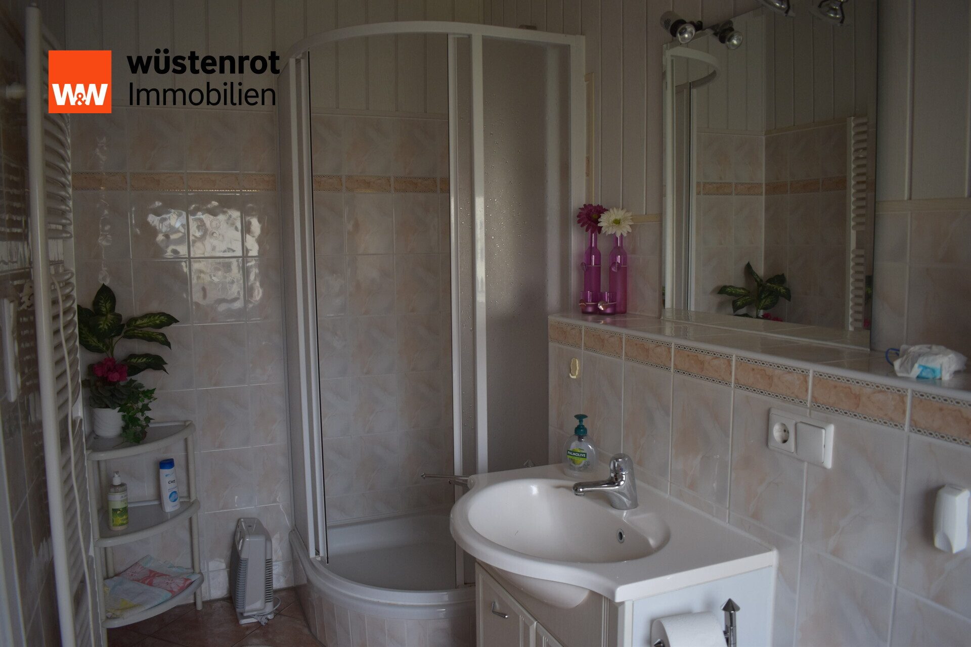Immobilienangebot - Gröditz - Alle - Doppelhaushälfte mit Garten zum Verkauf