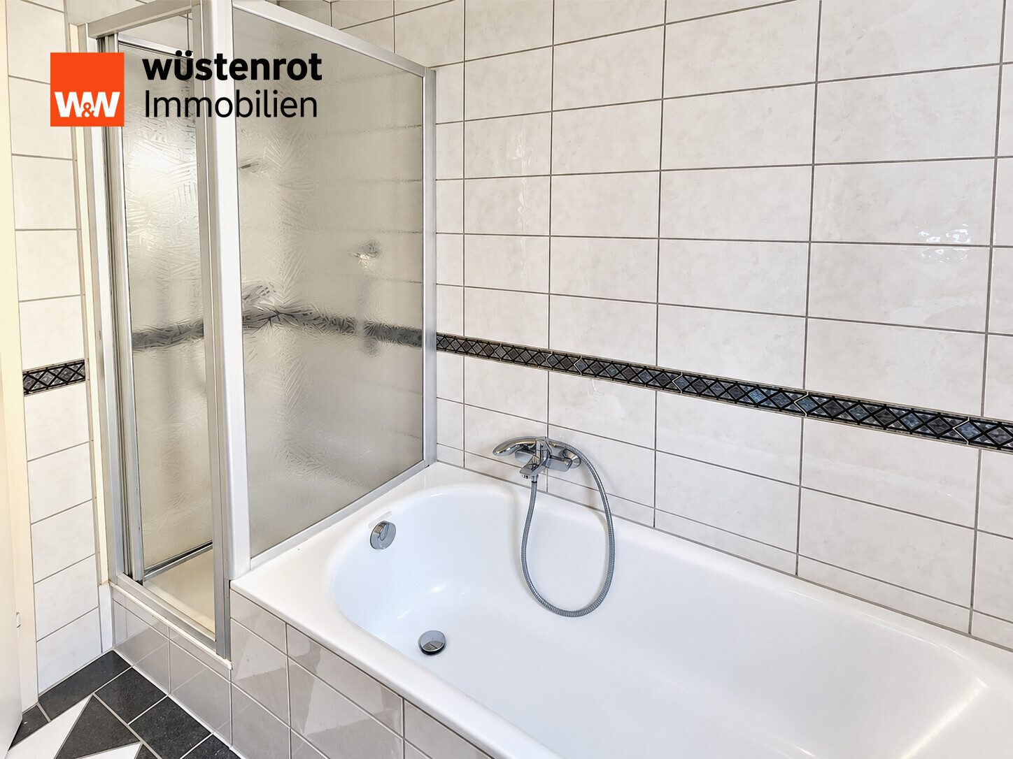 Immobilienangebot - Gelnhausen / Hailer - Alle - Gelnhausen-Hailer: Wohnen auf zwei Ebenen - mit Terrasse, Balkon und Ihrem eigenen Gartenbereich!!