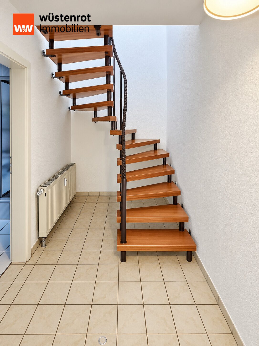 Immobilienangebot - Gelnhausen / Hailer - Alle - Gelnhausen-Hailer: Wohnen auf zwei Ebenen - mit Terrasse, Balkon und Ihrem eigenen Gartenbereich!!