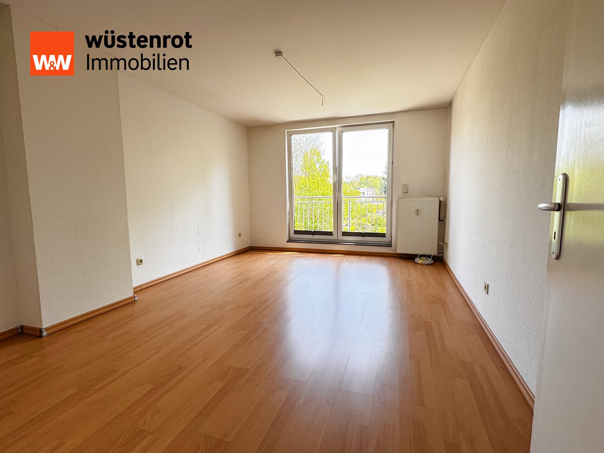 Immobilienangebot - Herzogenrath / Kohlscheid - Alle - Tolle Eigentumswohnung im Dachgeschoss mit Balkon, Stellplatz & Gartennutzung