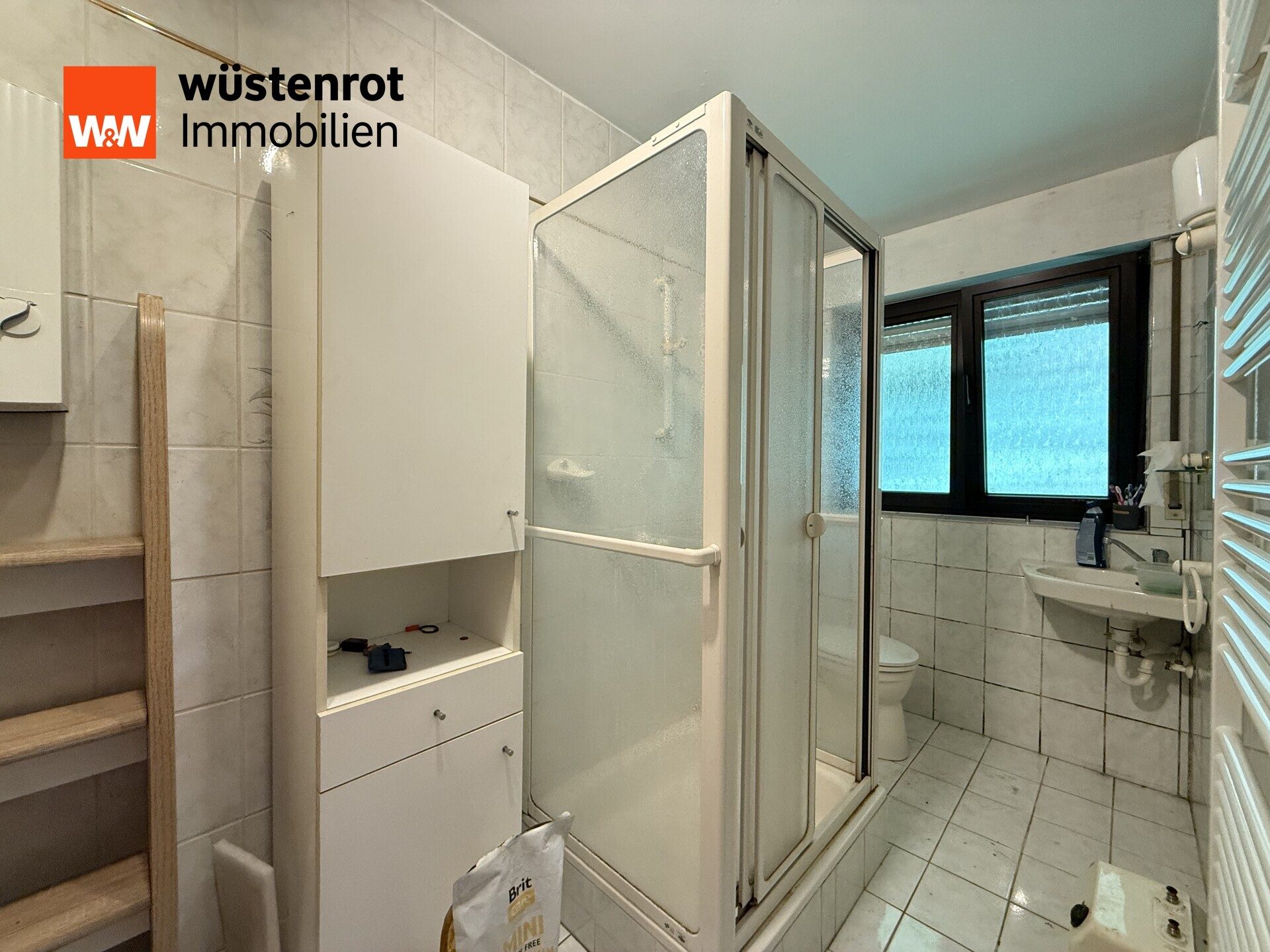 Immobilienangebot - Beckingen - Alle - Zwei Häuser auf einem Grundstück: Einziehen und das zweite Haus vermieten!