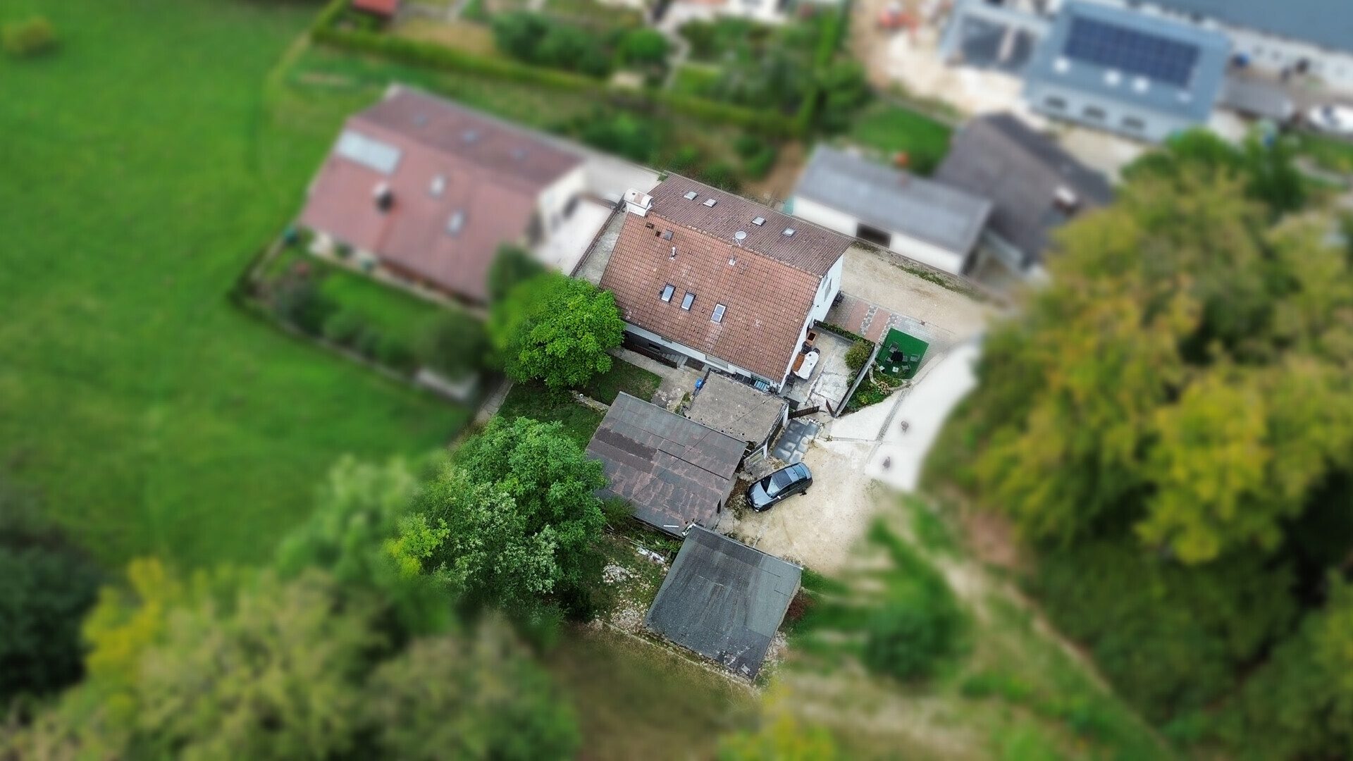 Immobilienangebot - Kelheim / Affecking - Alle - Weitblick inklusive: Großzügiges Einfamilienhaus mit Einliegerwohnung in Kelheim
