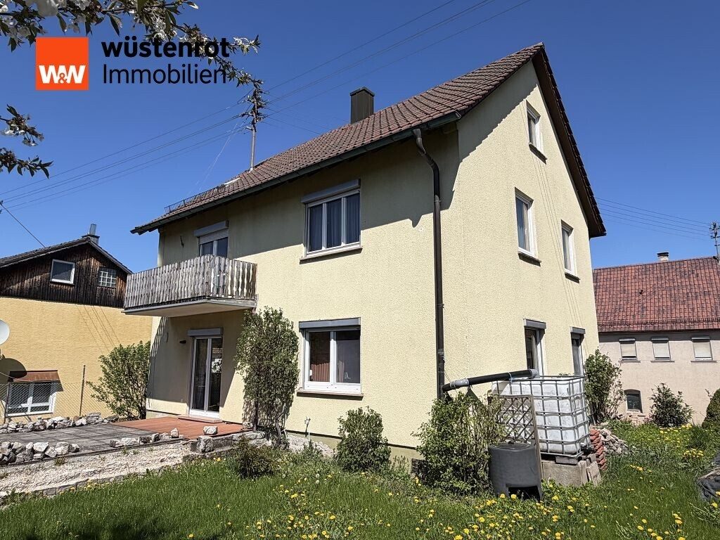 Immobilienangebot - Oberrot - Hausen - Alle - Zweifamilienhaus mit ausbaufähigem Dachgeschoss und schönem Garten