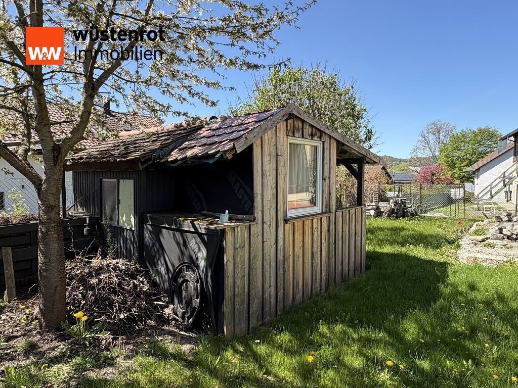 Immobilienangebot - Oberrot - Hausen - Alle - Zweifamilienhaus mit ausbaufähigem Dachgeschoss und schönem Garten