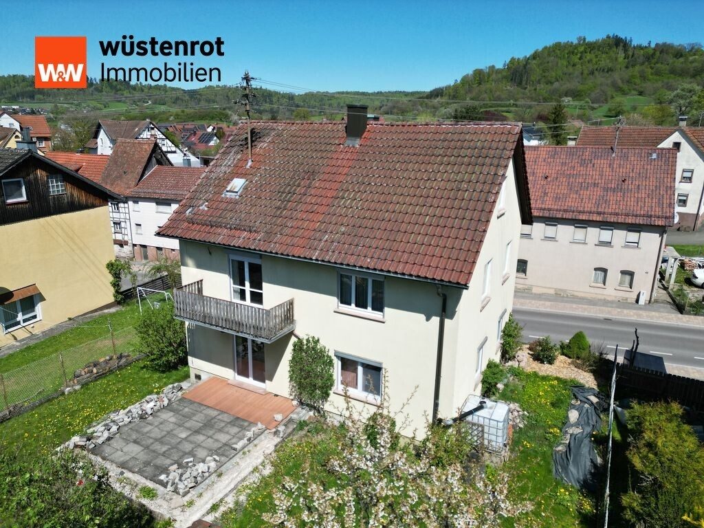 Immobilienangebot - Oberrot - Hausen - Alle - Zweifamilienhaus mit ausbaufähigem Dachgeschoss und schönem Garten
