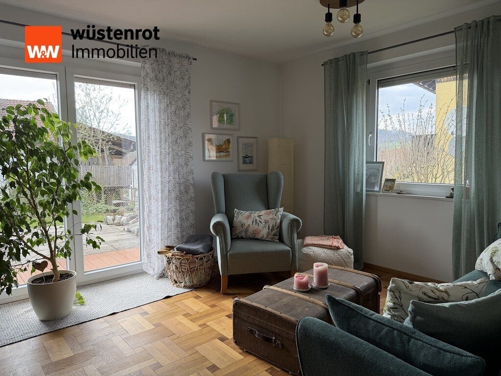 Immobilienangebot - Oberrot - Hausen - Alle - Zweifamilienhaus mit ausbaufähigem Dachgeschoss und schönem Garten