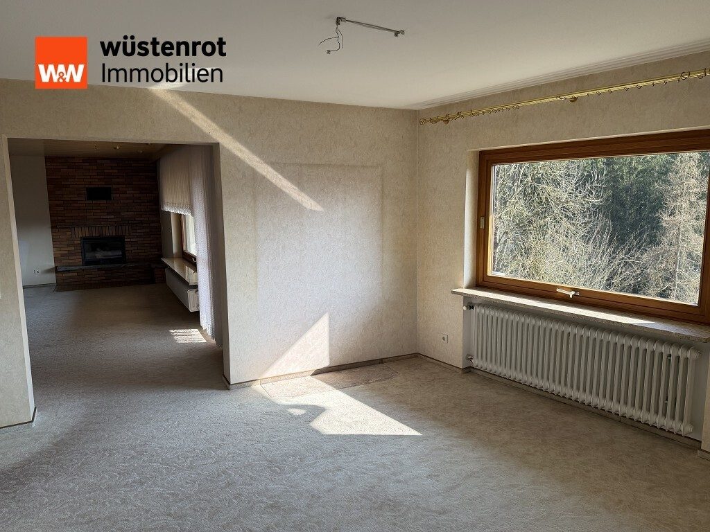 Immobilienangebot - Sulzbach-Laufen - Alle - Wohnhaus mit Einliegerwohnung und großartig viel Platz
- Eindrucksvolles Wohnen in idyllischer Umgebung -