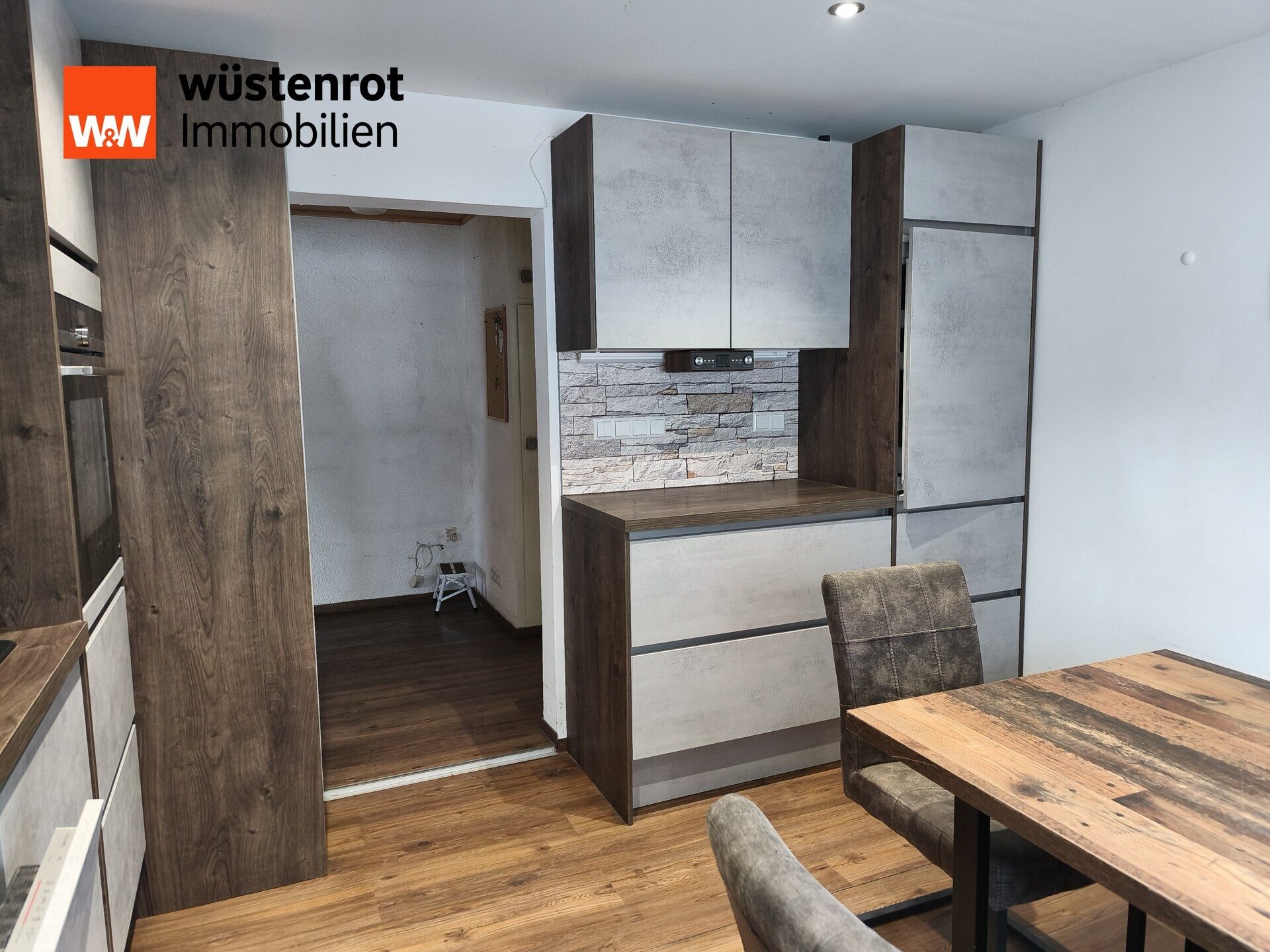 Immobilienangebot - Rastatt / Plittersdorf - Alle - Seltene Gelegenheit:
Zwei interessante Wohnhäuser auf einem Grundstück
in Rastatt-Plittersdorf!