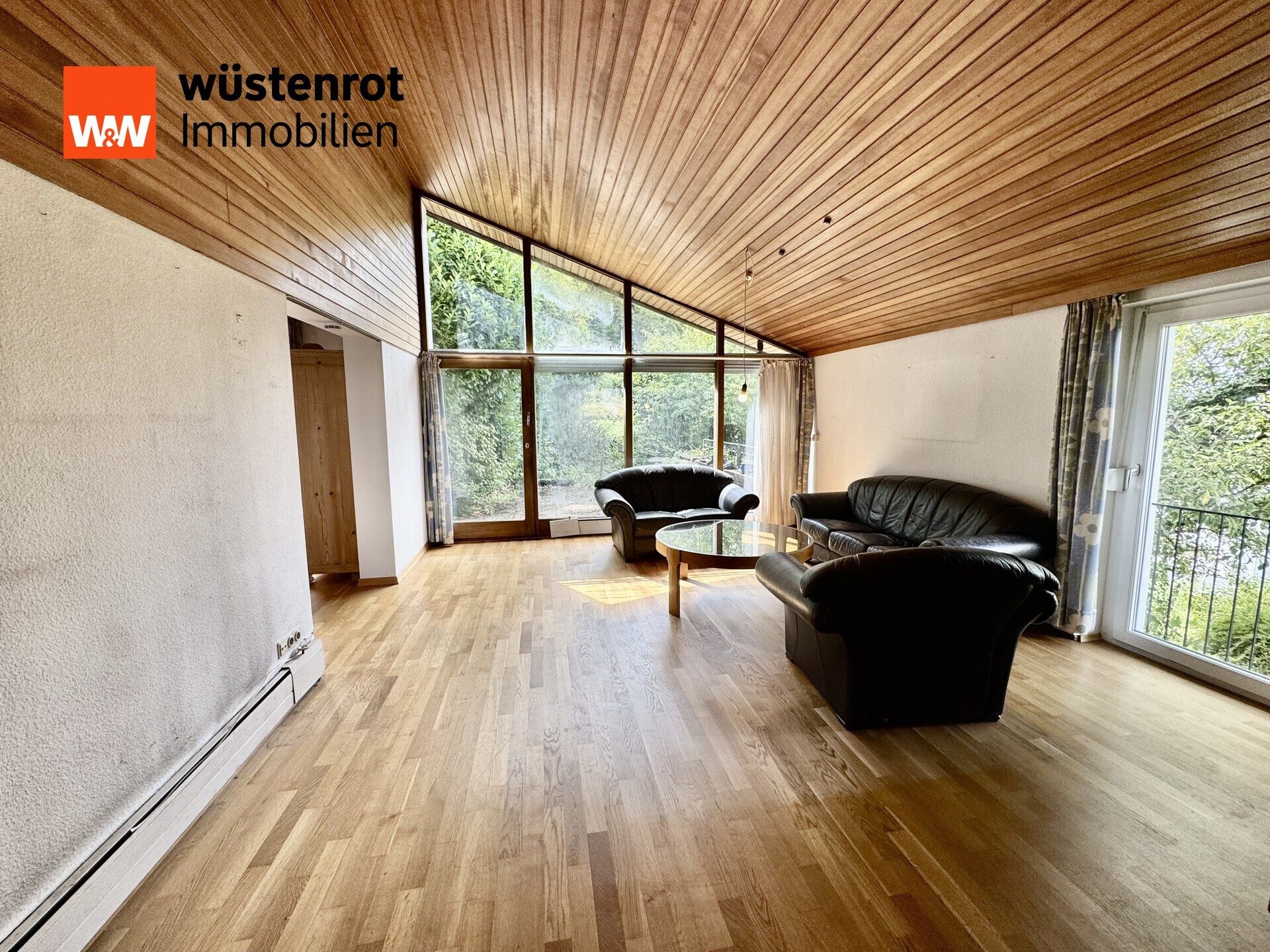 Immobilienangebot - Weingarten - Alle - Traumhaus am Waldrand zur Nähe des Freibades von Weingarten