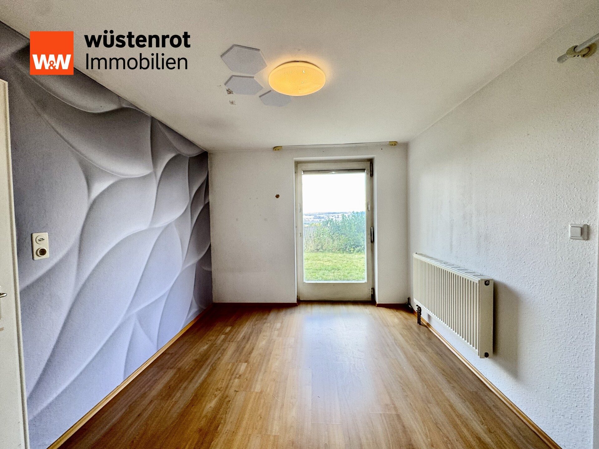 Immobilienangebot - Weingarten - Alle - Traumhaus am Waldrand zur Nähe des Freibades von Weingarten