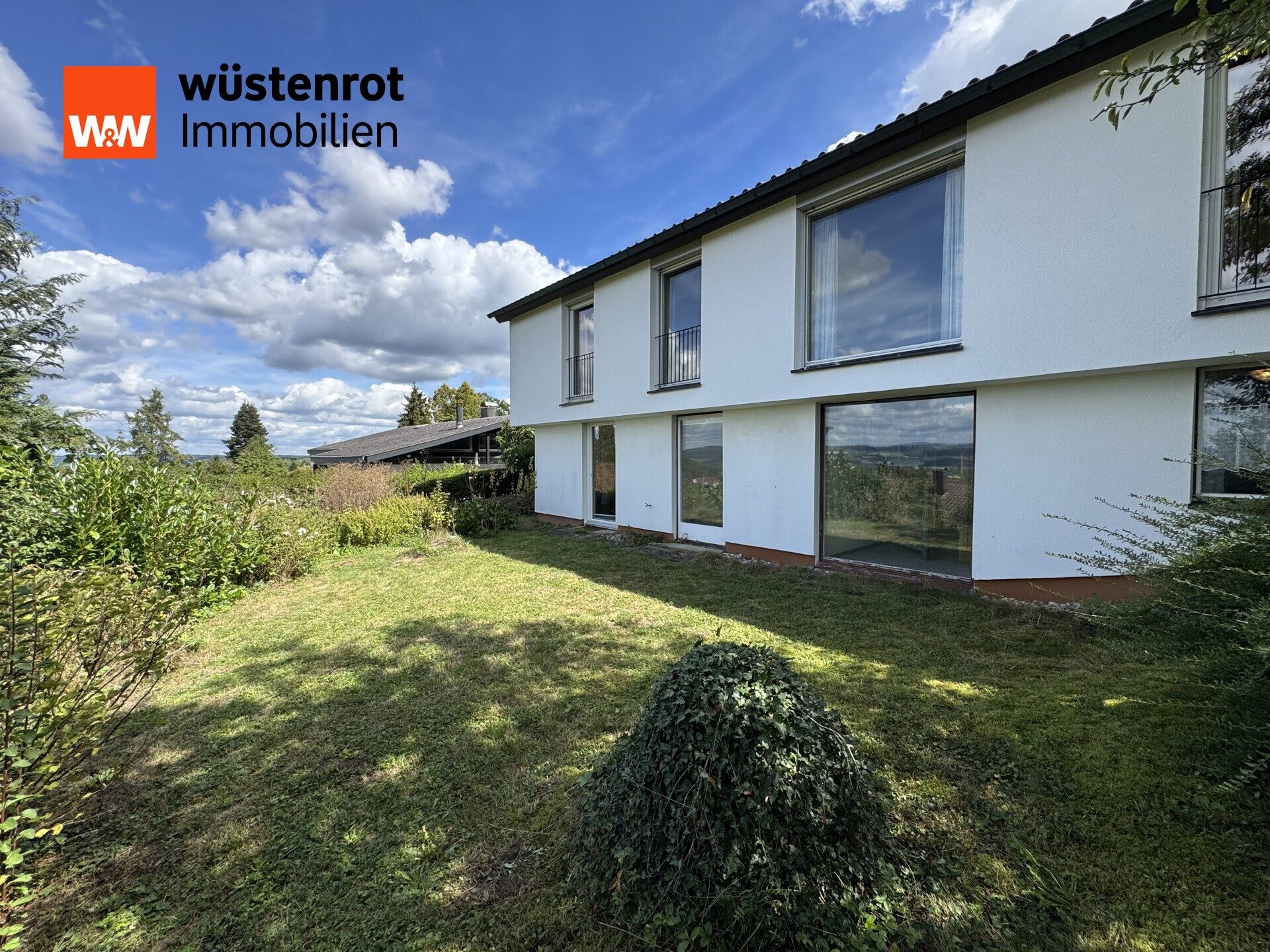 Immobilienangebot - Weingarten - Alle - Traumhaus am Waldrand zur Nähe des Freibades von Weingarten