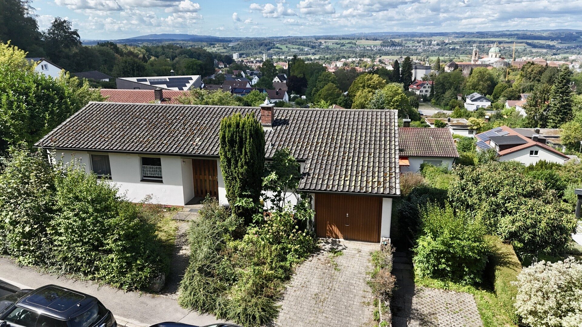 Immobilienangebot - Weingarten - Alle - Traumhaus am Waldrand zur Nähe des Freibades von Weingarten