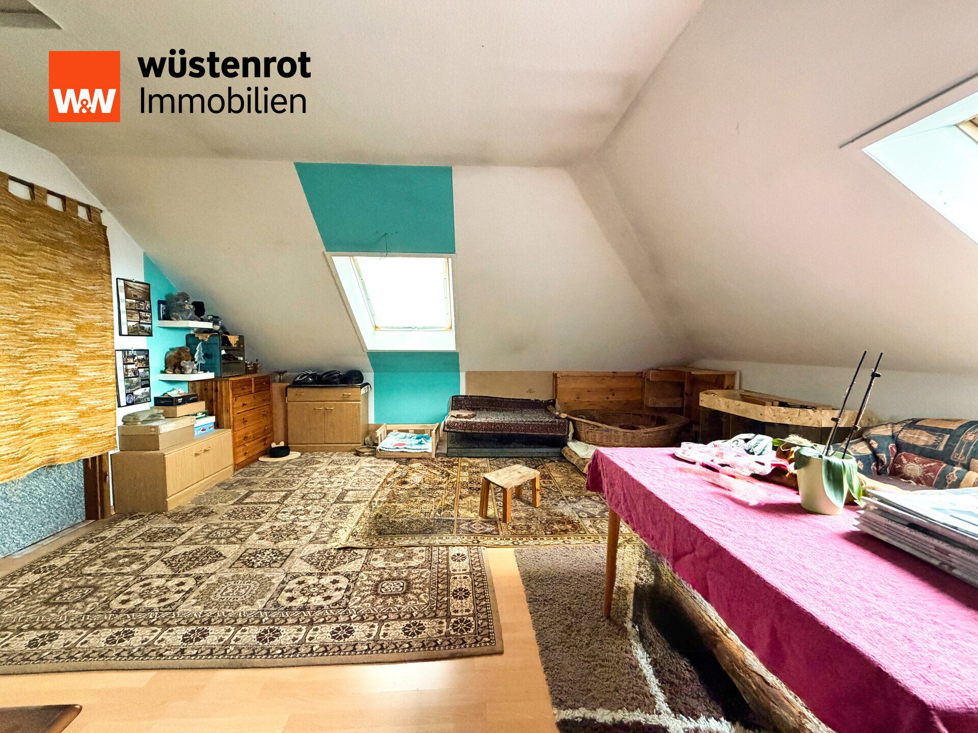 Immobilienangebot - Morschen / Altmorschen - Alle - Idyllisches Einfamilienhaus mit Einliegerwohnung und unverbaubarer Sicht in 34326 Altmorschen
