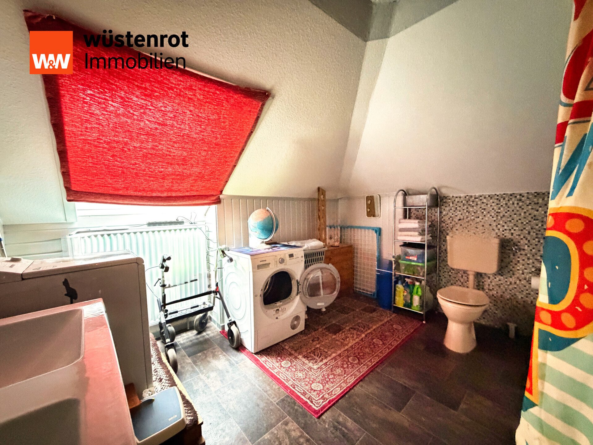 Immobilienangebot - Morschen / Altmorschen - Alle - Idyllisches Einfamilienhaus mit Einliegerwohnung und unverbaubarer Sicht in 34326 Altmorschen