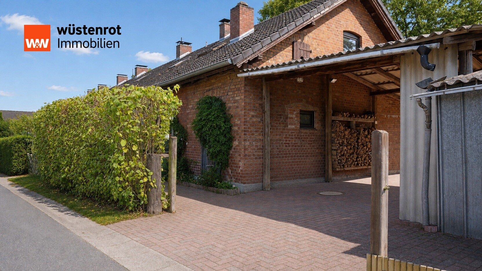 Immobilienangebot - Traventhal - Alle - Historischer Charme trifft modernes Wohnen – besonderes REH mit Loftcharakter in Traventhal