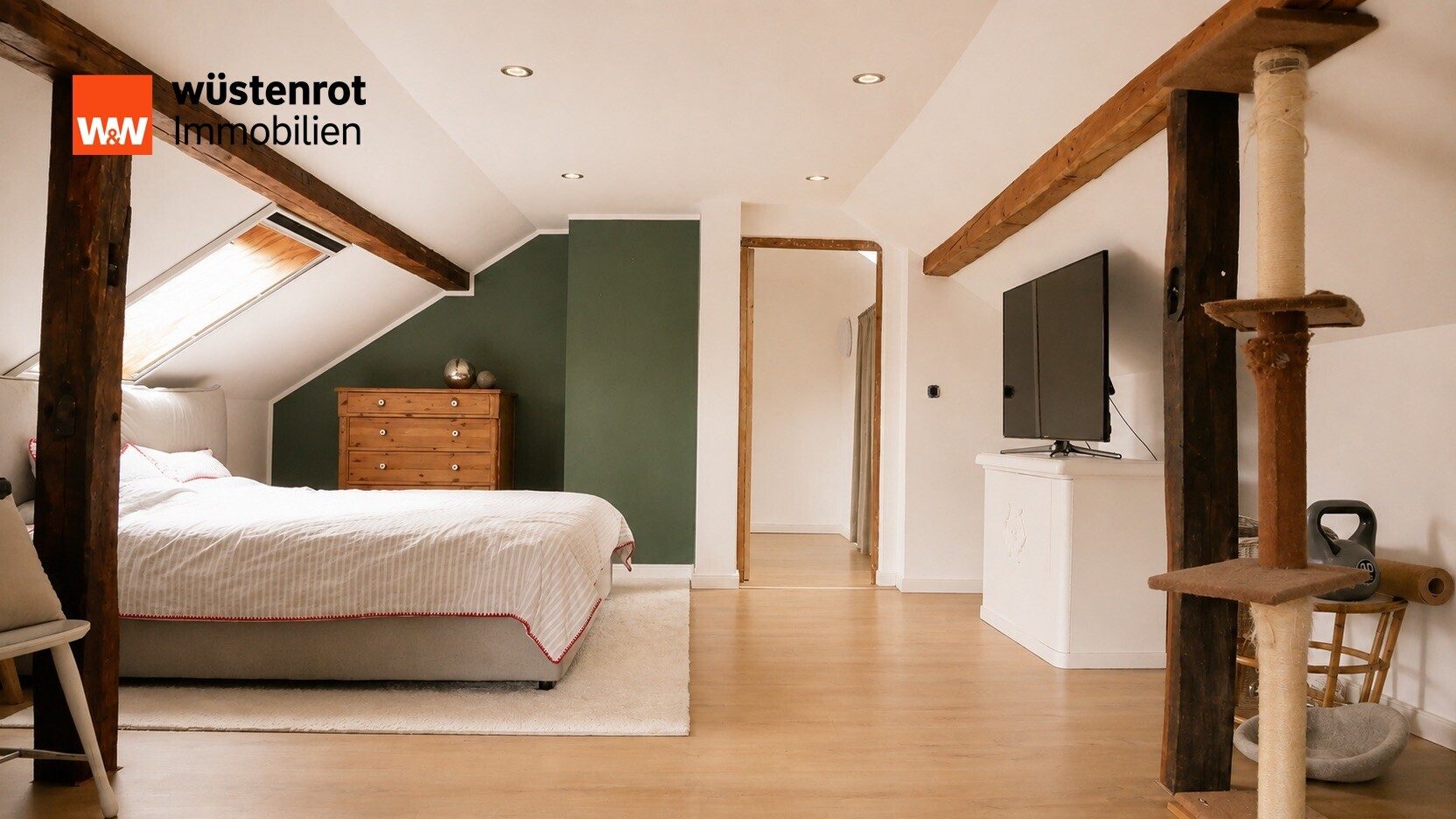 Immobilienangebot - Traventhal - Alle - Historischer Charme trifft modernes Wohnen – besonderes REH mit Loftcharakter in Traventhal