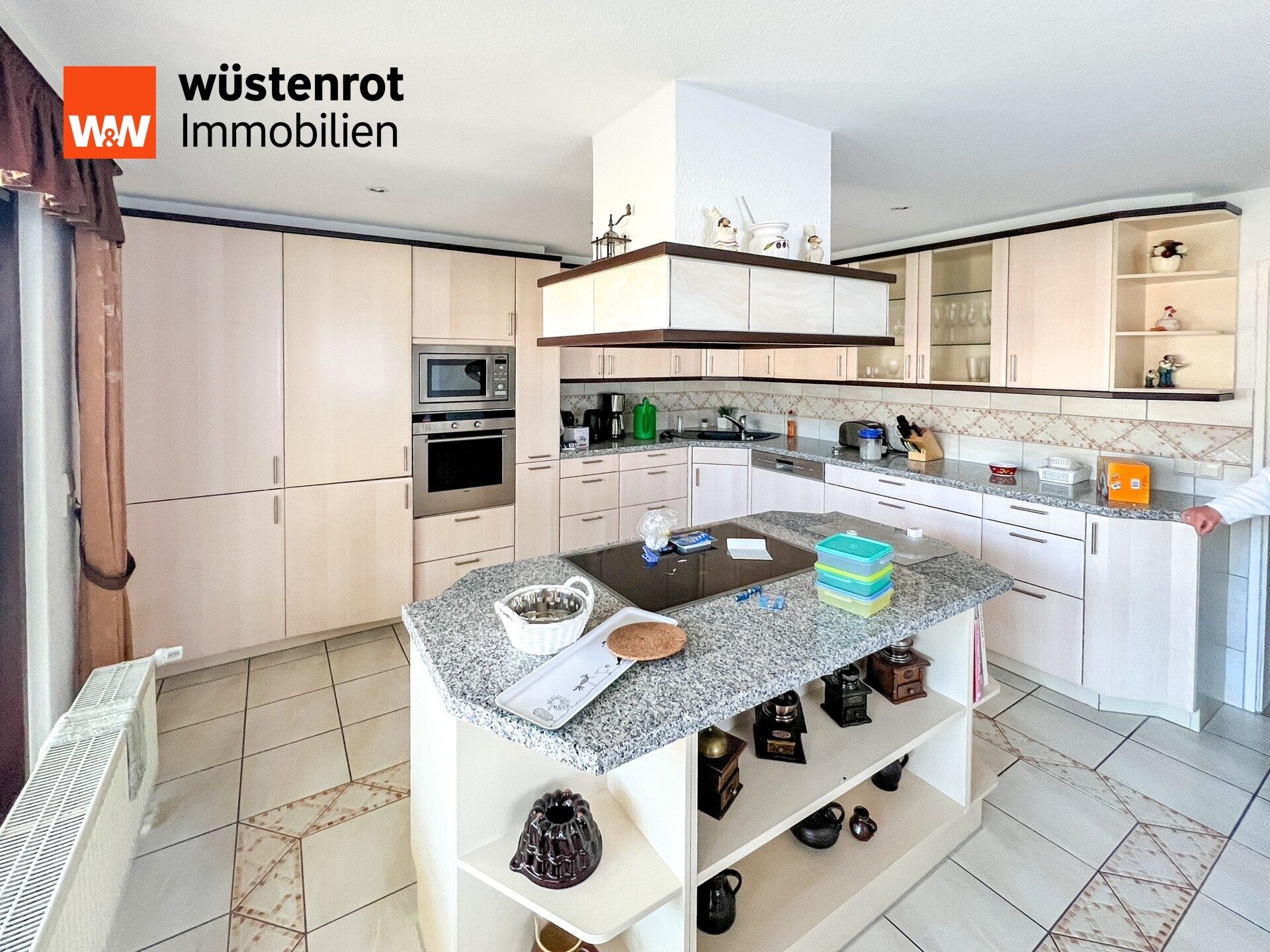 Immobilienangebot - Seesen - Alle - Schickes, modernisiertes 2-Familienhaus