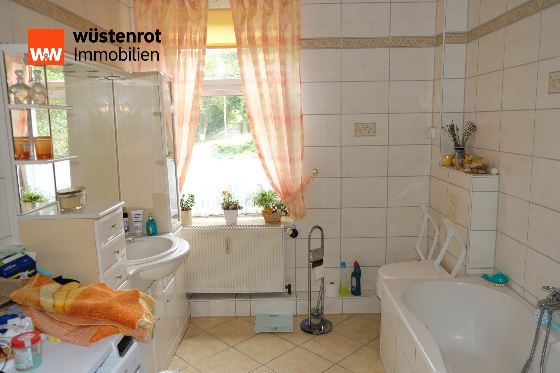 Immobilienangebot - Lunzenau / Cossen - Alle - Historische Villa mit Wald, Oase & großem Grundstück – Wohnen, Arbeiten & Vermieten