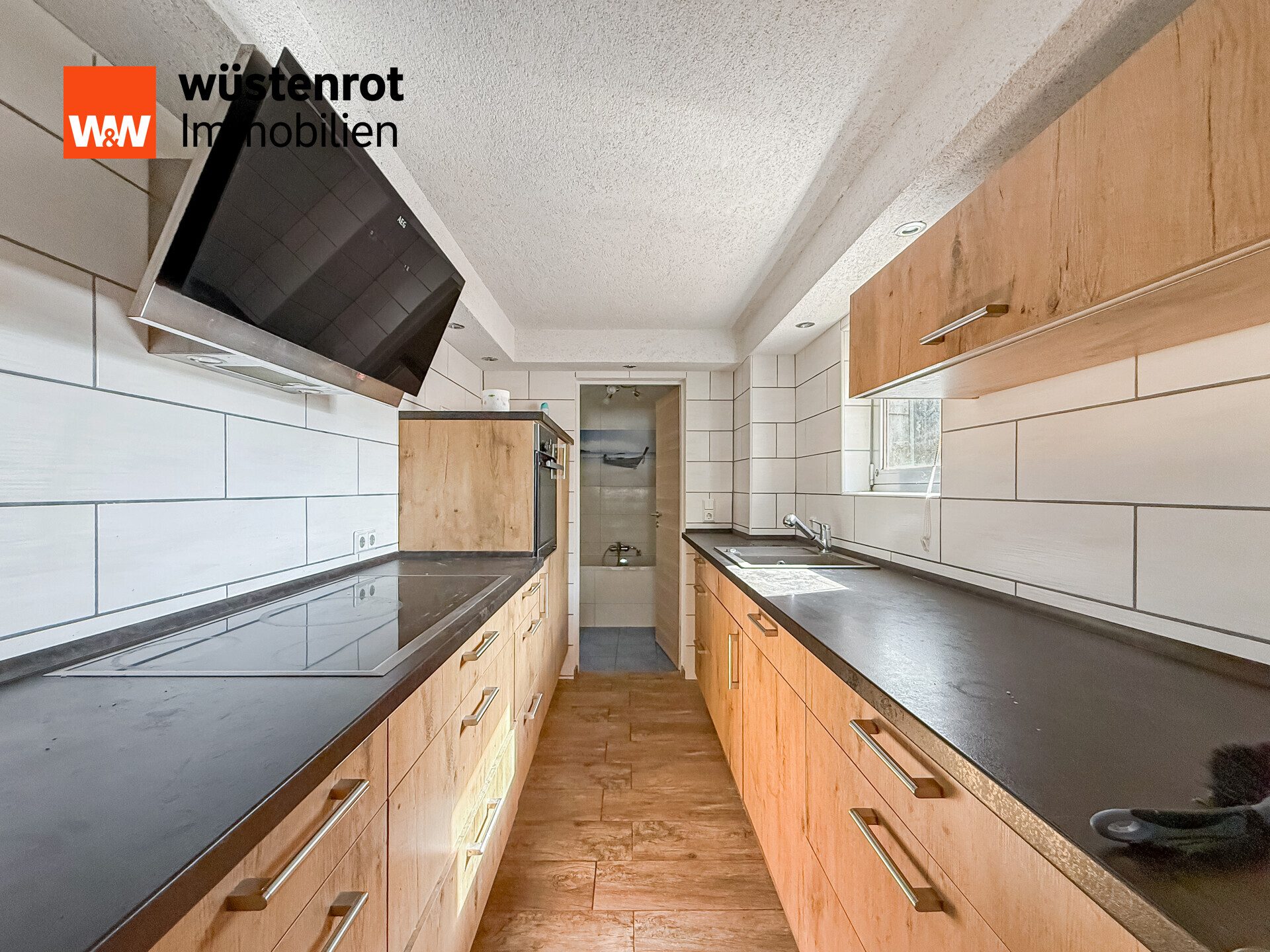 Immobilienangebot - Schwalbach - Alle - Zwei verbundene Mehrfamilienhäuser mit Baugrundstück – vielseitiges Entwicklungspotenzial