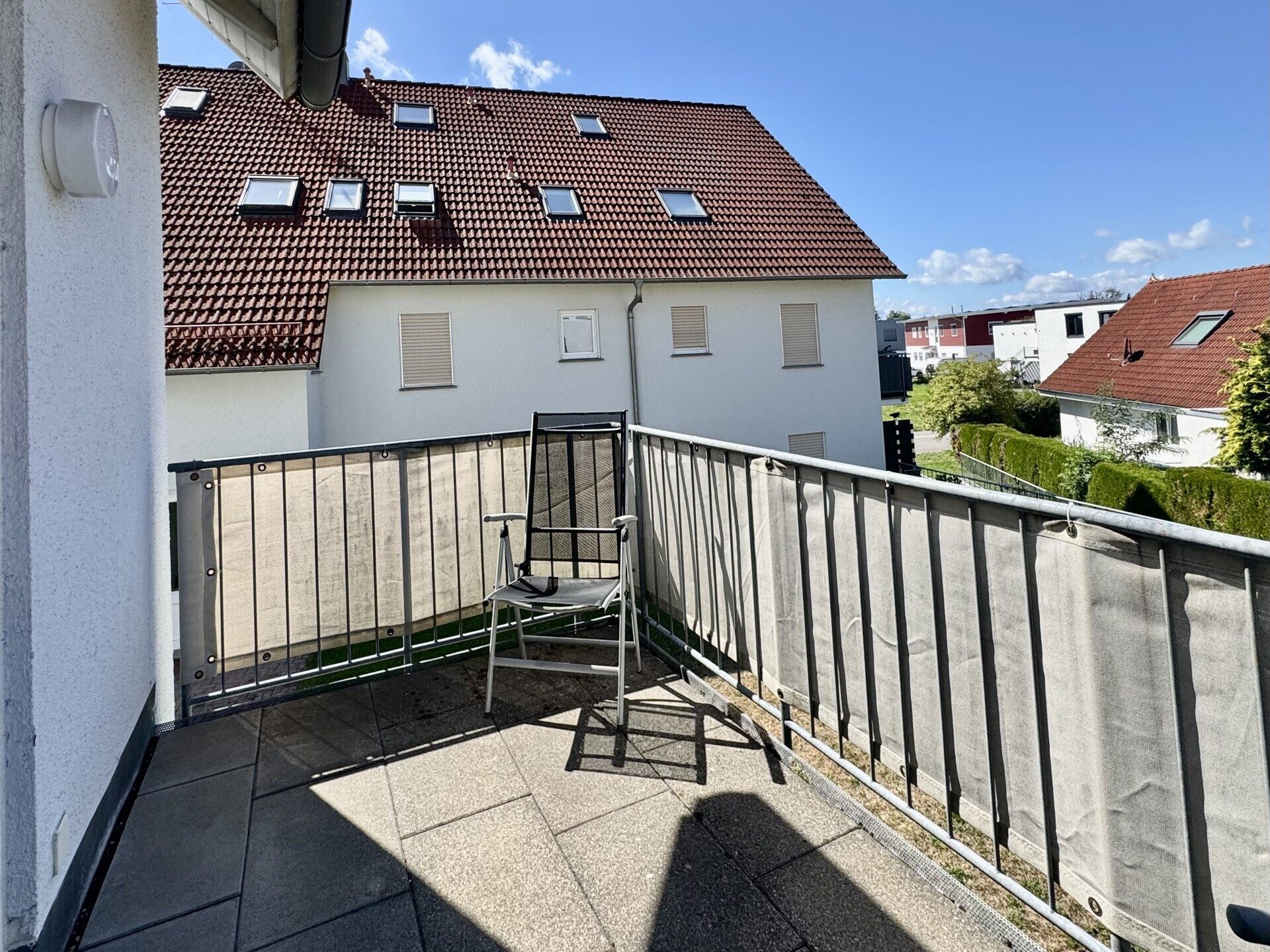 Immobilienangebot - Friedrichshafen - Alle - Charmante 2-Zimmer-Wohnung mit sonnigem Balkon – citynah und dennoch ruhig gelegen