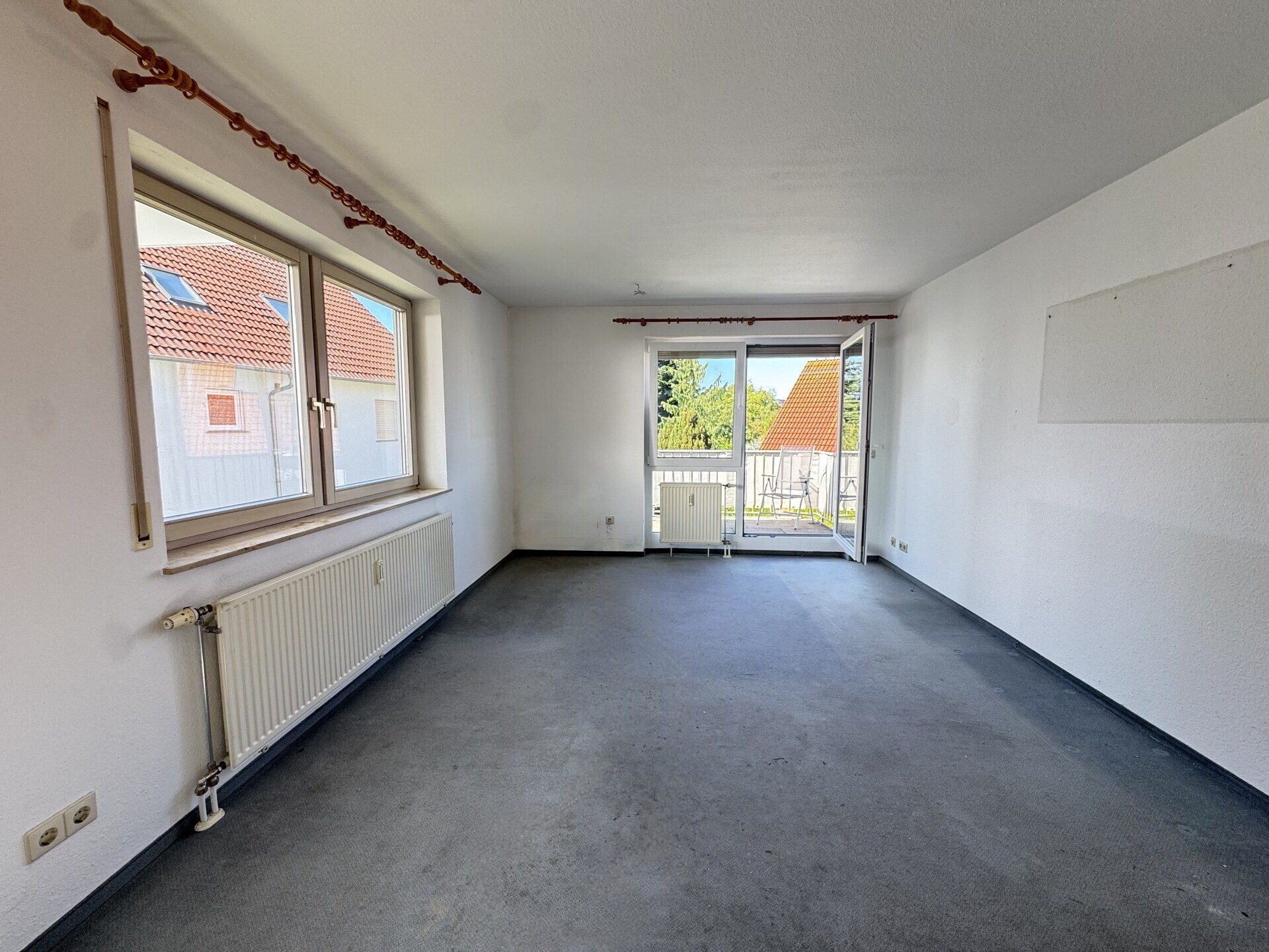 Immobilienangebot - Friedrichshafen - Alle - Charmante 2-Zimmer-Wohnung mit sonnigem Balkon – citynah und dennoch ruhig gelegen