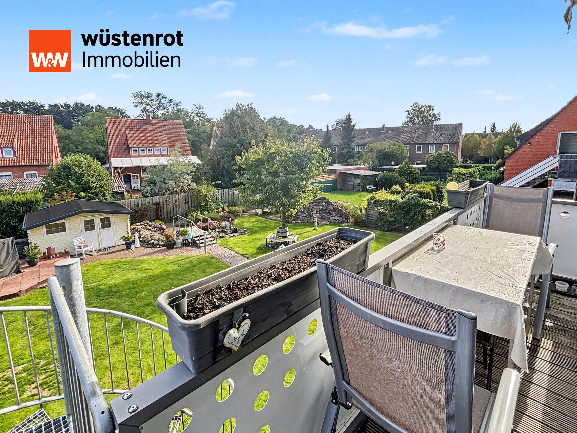 Immobilienangebot - Lingen (Ems) - Alle - Großzügiges Zweifamilienhaus mit mehreren Highlights auf großem Erbpachtgrundstück in Lingen (Ems)