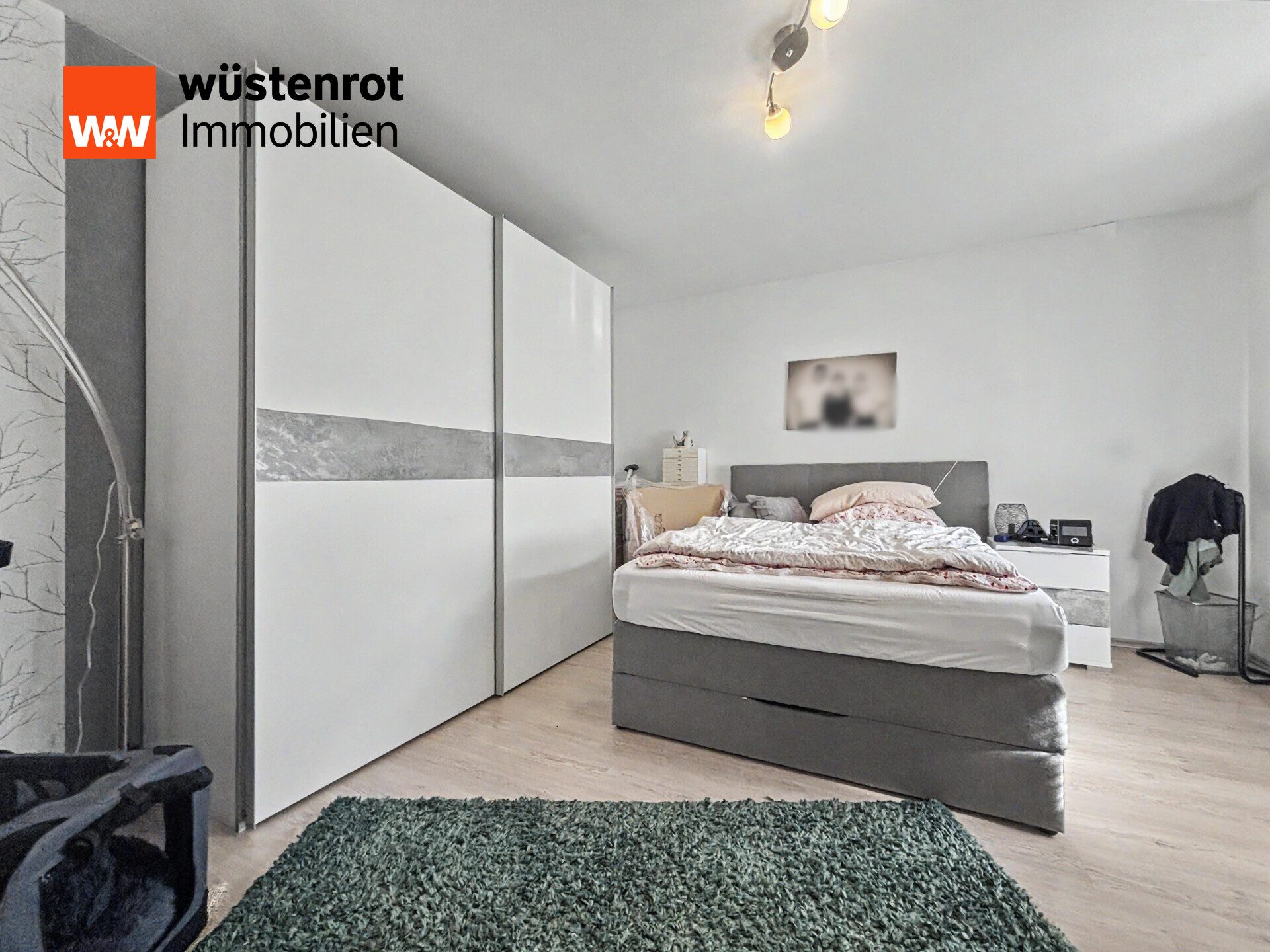 Immobilienangebot - Lingen (Ems) - Alle - Großzügiges Zweifamilienhaus mit mehreren Highlights auf großem Erbpachtgrundstück in Lingen (Ems)