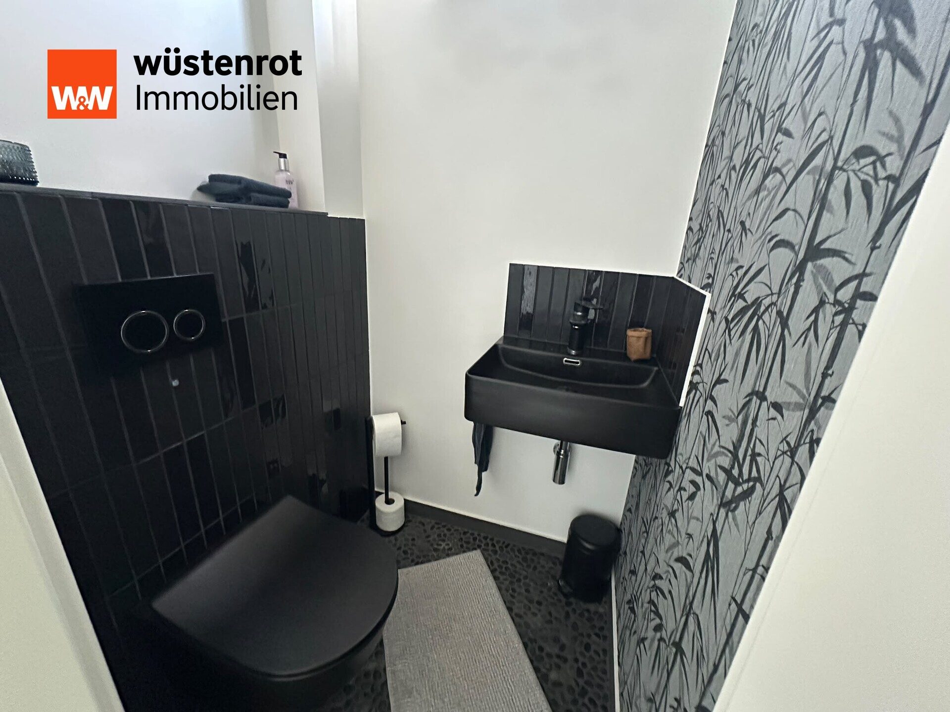 Immobilienangebot - Bad Homburg vor der Höhe / Ober-Erlenbach - Alle - Ihr neues Zuhause in Ober-Erlenbach: Ruhig gelegenes 5-Zimmer-Einfamilienhaus mit viel Raum für die Familie