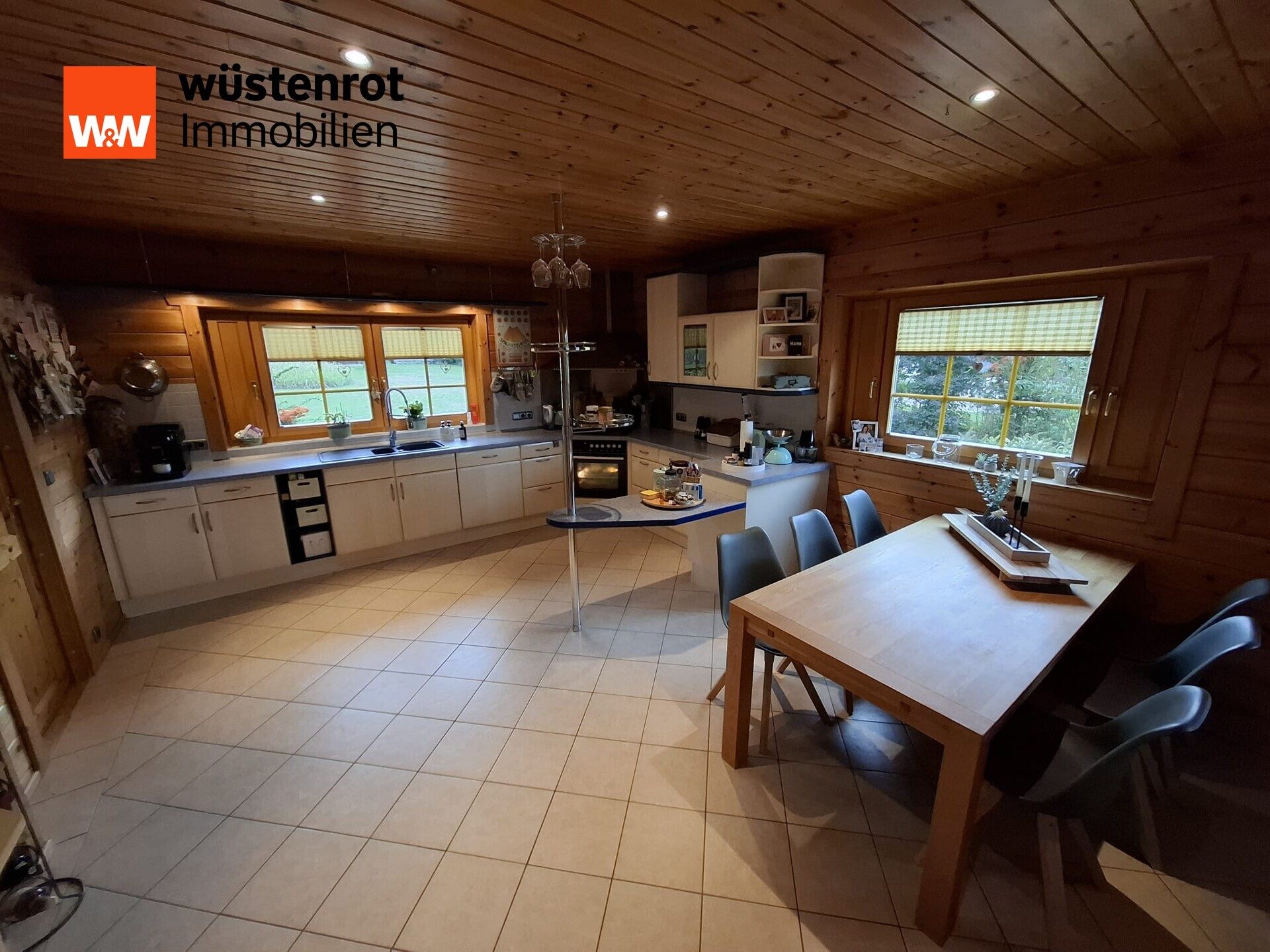 Immobilienangebot - Jatznick - Alle - Ein Zuhause mit Charakter – exklusives Holzhaus inkl. Sauna mit Traumgarten und besonderem Ambiente