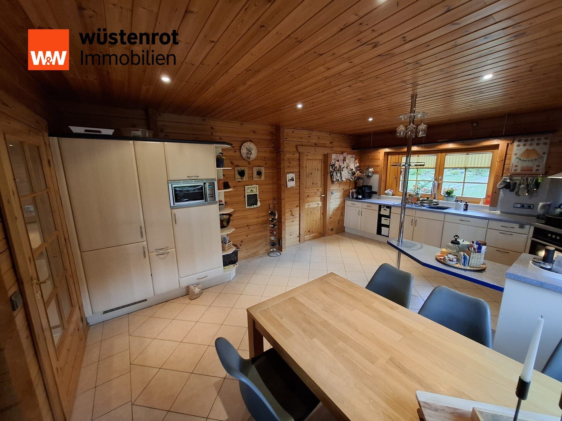 Immobilienangebot - Jatznick - Alle - Ein Zuhause mit Charakter – exklusives Holzhaus inkl. Sauna mit Traumgarten und besonderem Ambiente