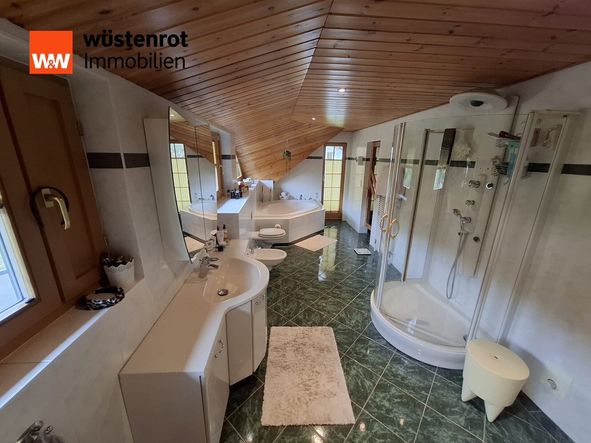 Immobilienangebot - Jatznick - Alle - Ein Zuhause mit Charakter – exklusives Holzhaus inkl. Sauna mit Traumgarten und besonderem Ambiente