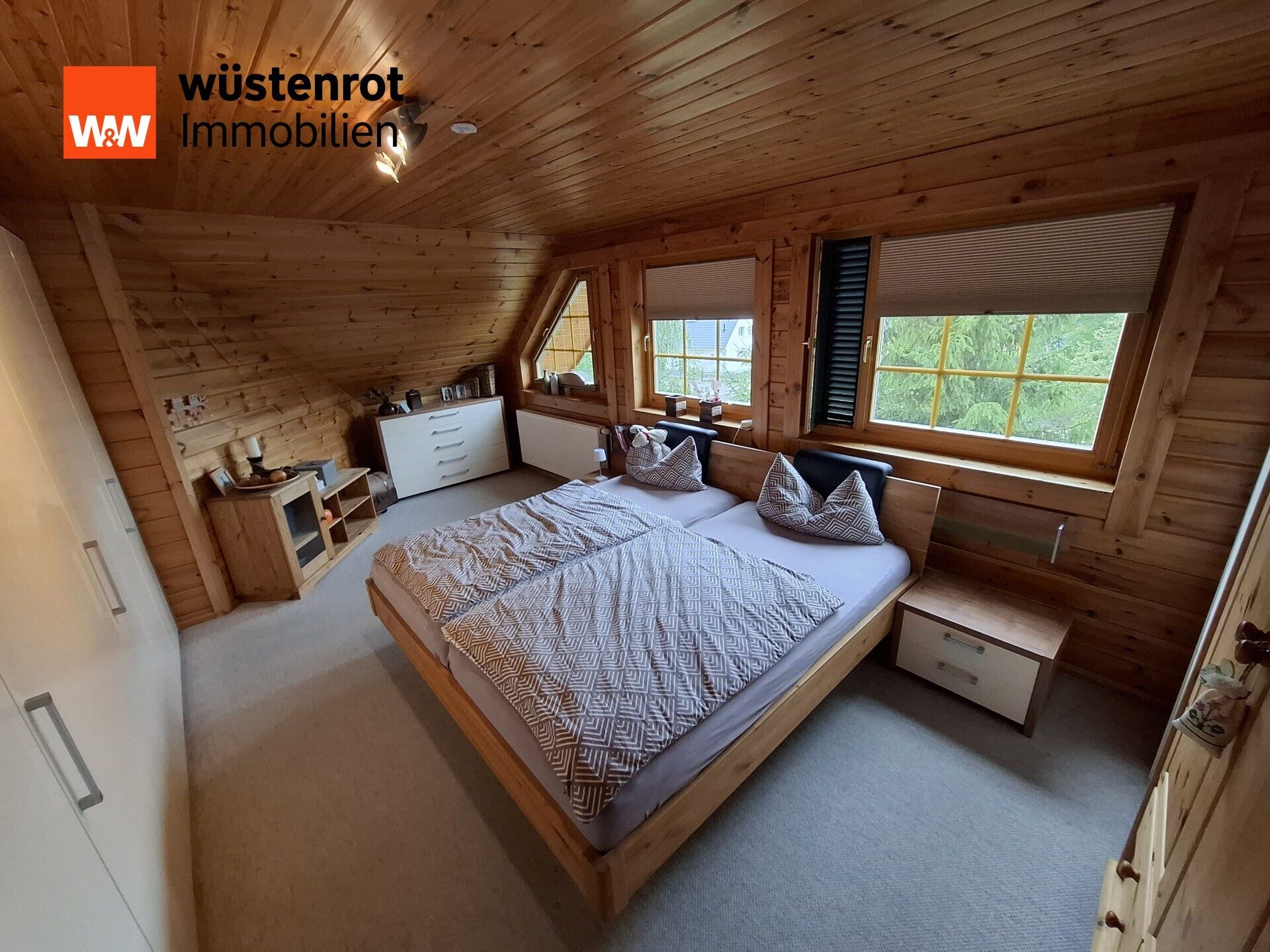 Immobilienangebot - Jatznick - Alle - Ein Zuhause mit Charakter – exklusives Holzhaus inkl. Sauna mit Traumgarten und besonderem Ambiente