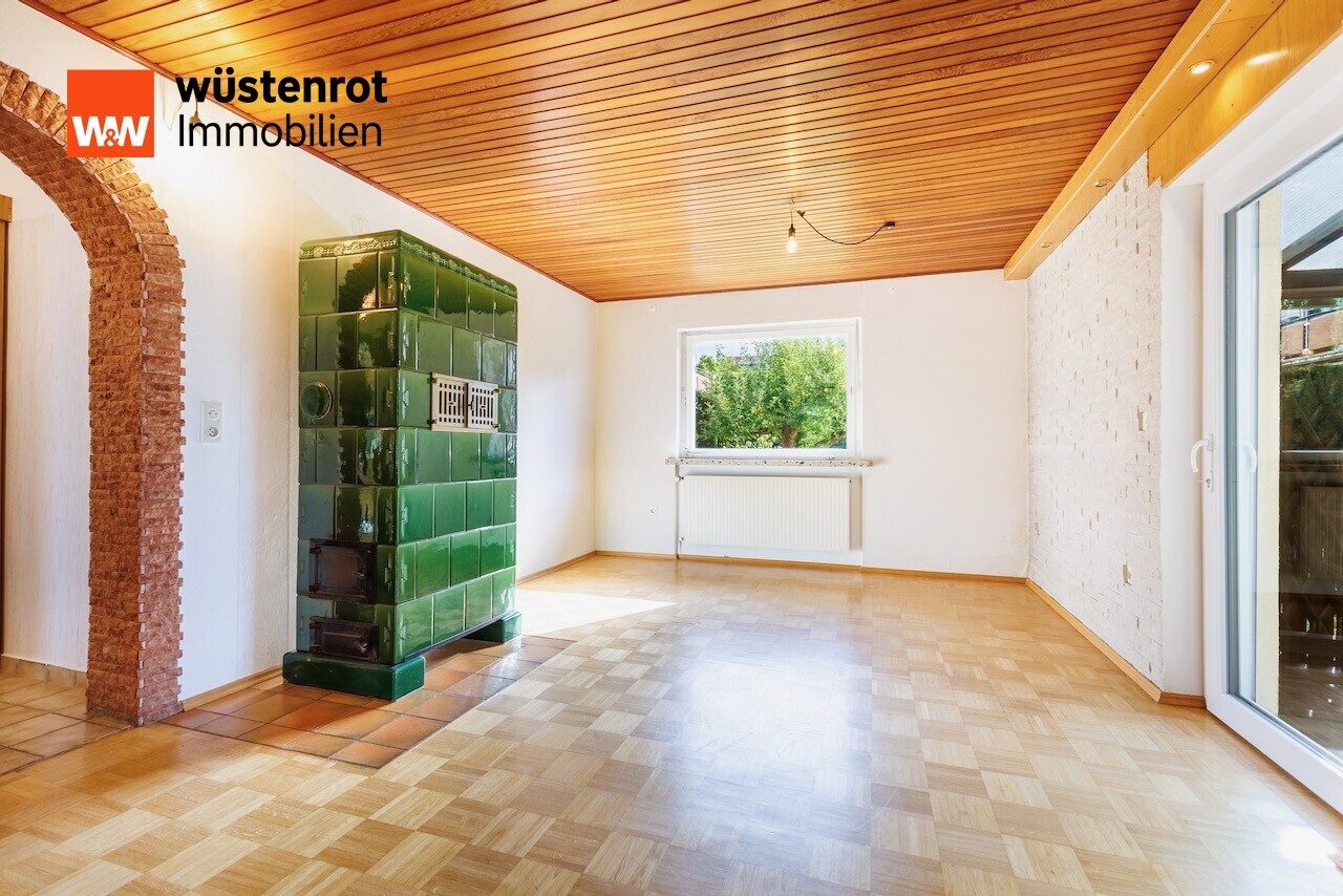 Immobilienangebot - Kaufungen - Alle - +++ Viel Platz! 2 FH mit Einliegerwohnung, großem Garagengebäude und Carport in beliebter Lage +++