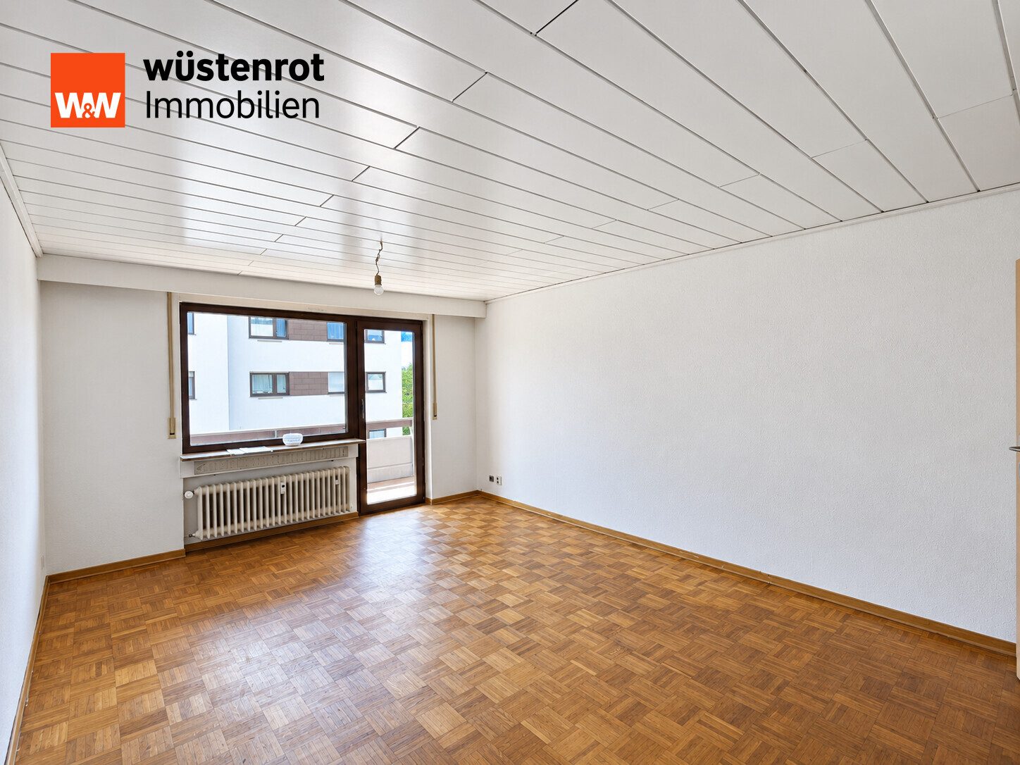 Wohnzimmer Immobilienangebot - Schorndorf - Alle - Schöne 3-Zimmer-Wohnung mit großem Balkon in Schorndorf