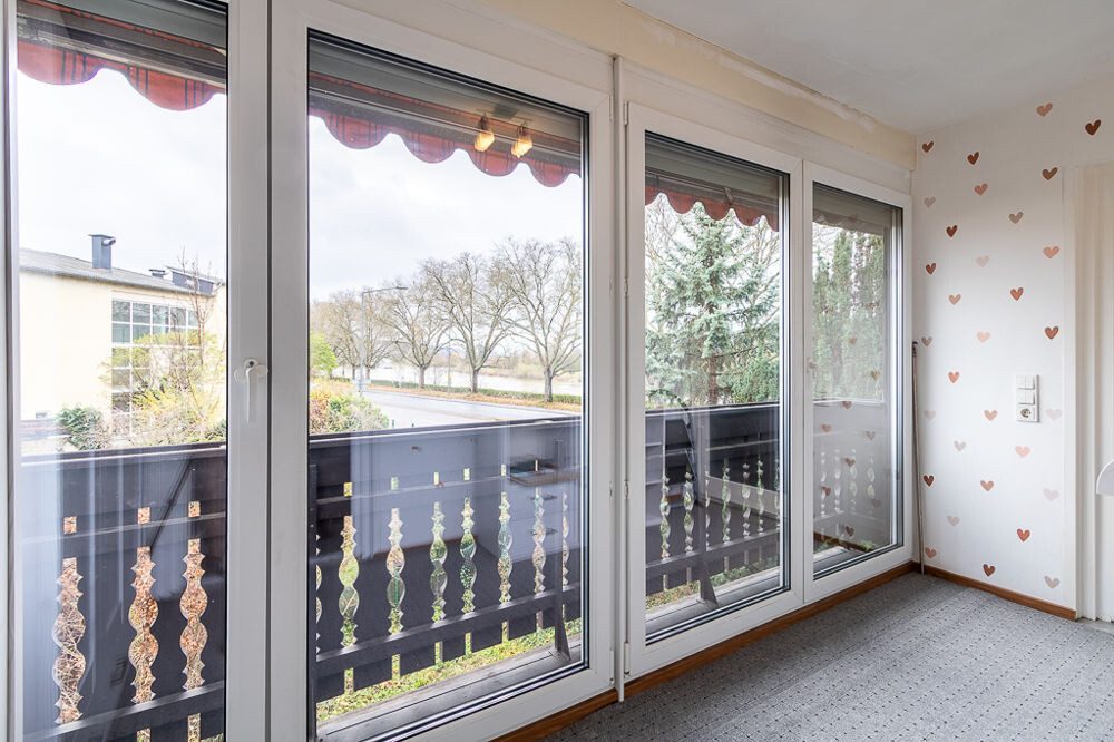 Immobilienangebot - Trier - Alle - Kapitalanlage in Trier: Mehrfamilienhaus mit 3 Wohnungen, 2 Garagen & Einzelgrundbüchern
