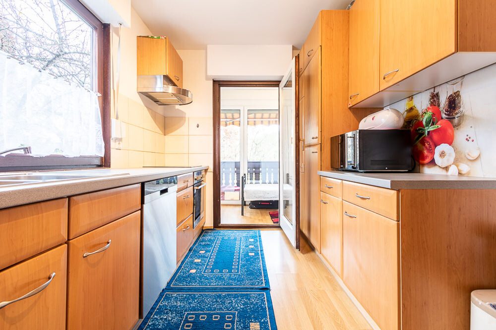 Immobilienangebot - Trier - Alle - Kapitalanlage in Trier: Mehrfamilienhaus mit 3 Wohnungen, 2 Garagen & Einzelgrundbüchern