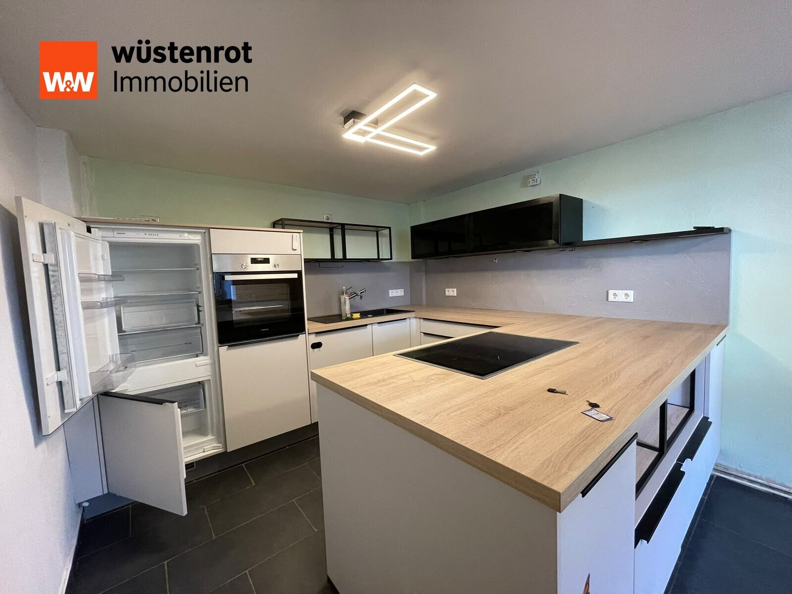 Immobilienangebot - Treuchtlingen / Möhren - Alle - Einfamilienhaus in ruhiger Dorflage - stadtnah und familienfreundlich