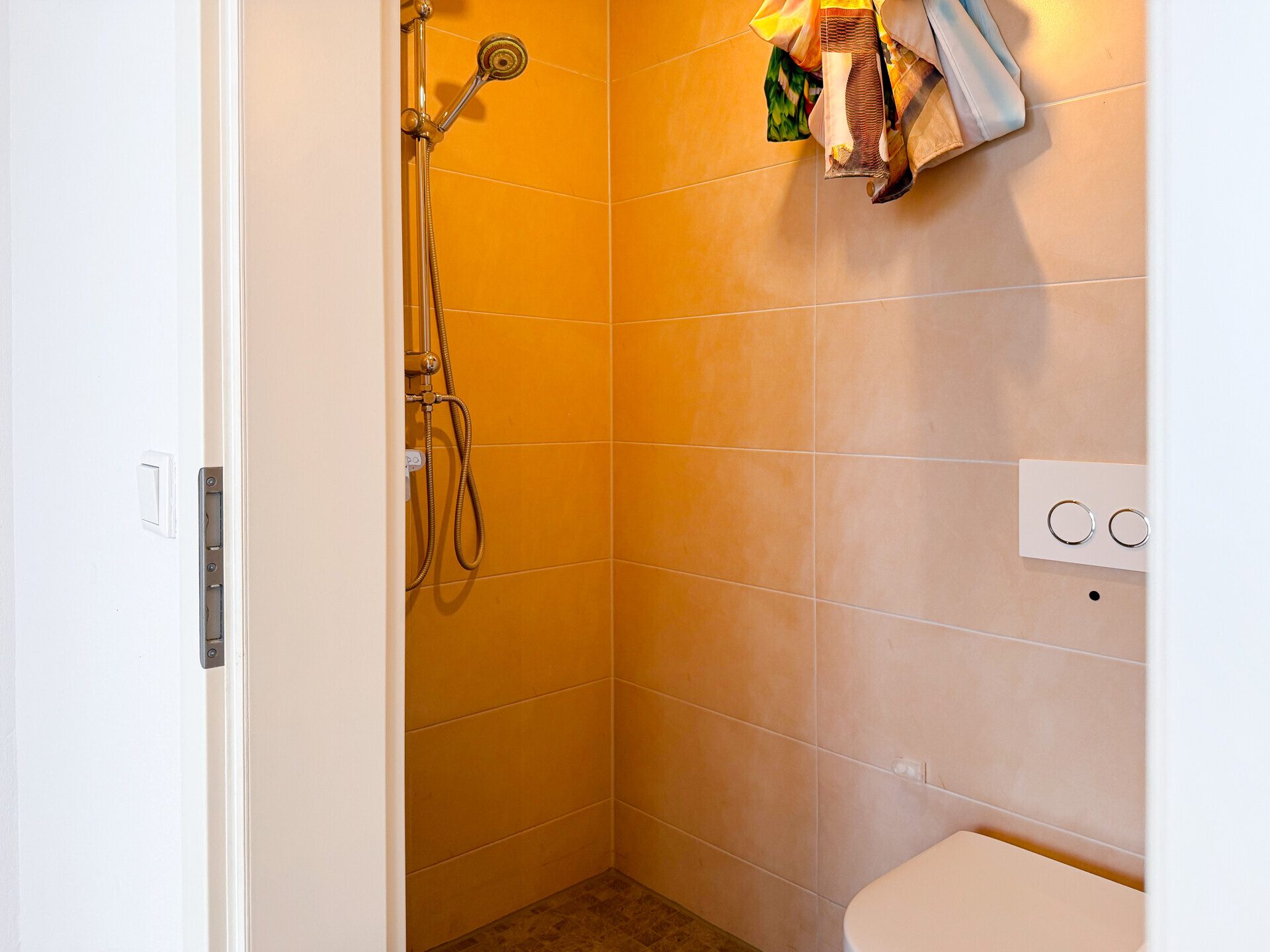 Immobilienangebot - Ingolstadt - Alle - Mehr als eine Wohnung: Großzügiges Wohnen auf zwei Ebenen mit eigenem Garten