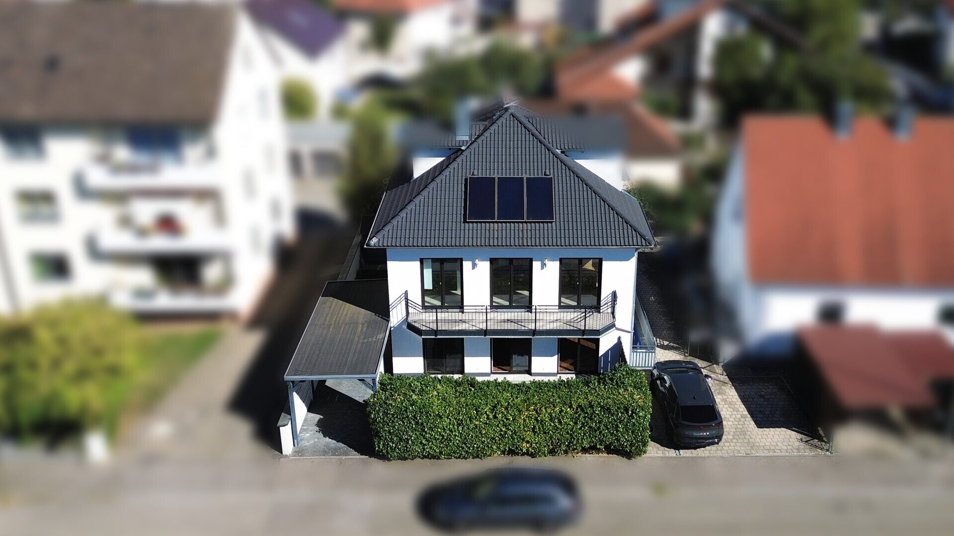 Immobilienangebot - Ingolstadt - Alle - Mehr als eine Wohnung: Großzügiges Wohnen auf zwei Ebenen mit eigenem Garten