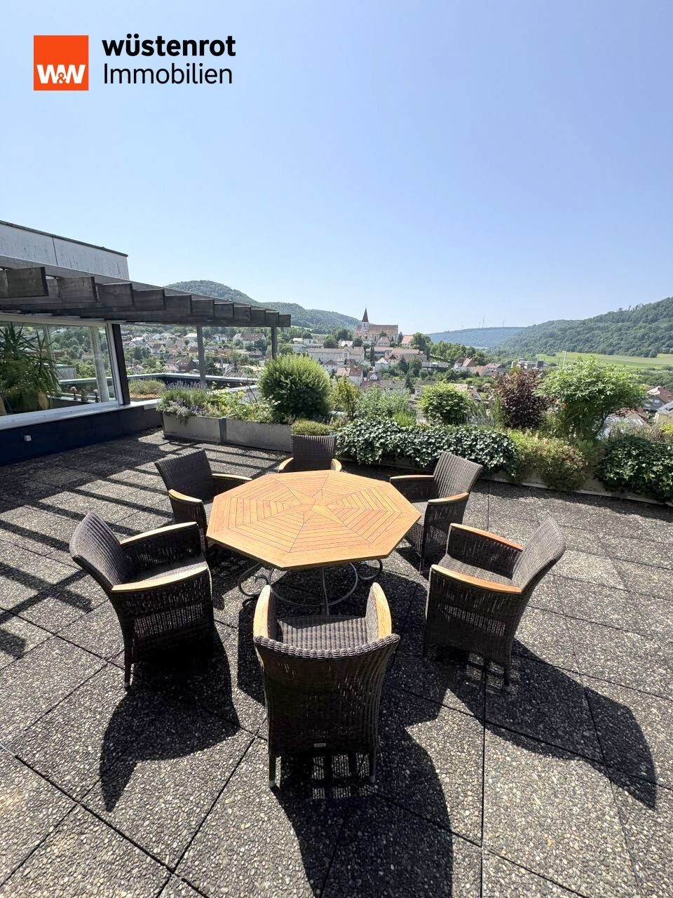 Immobilienangebot - Aalen - Alle - Traumhafter Ausblick! Terrassenhaus/ Penthouse mit 2 Garagen und 2 separaten Eingängen