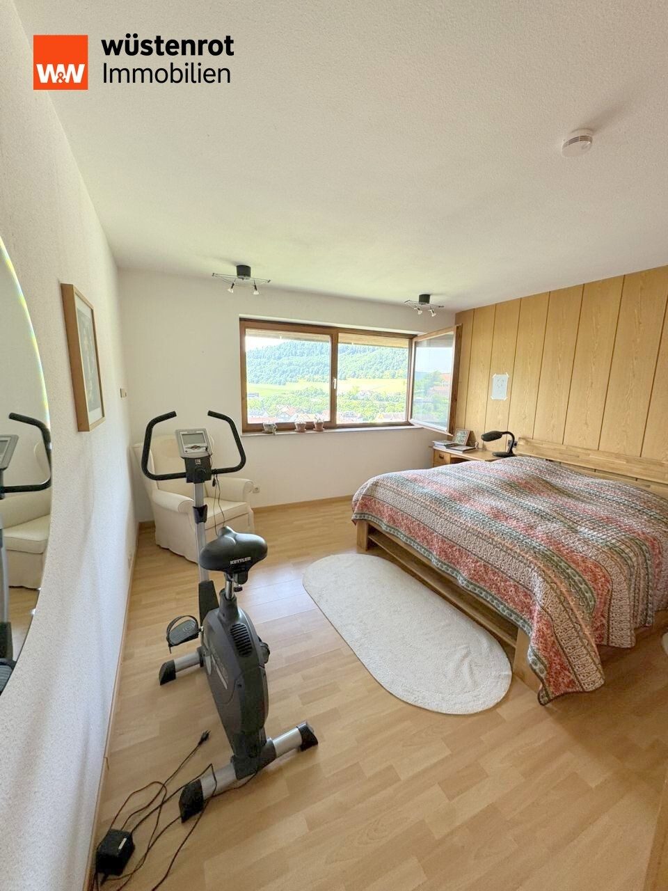Immobilienangebot - Aalen - Alle - Traumhafter Ausblick! Terrassenwohnung/ Penthouse mit 2 Garagen und 2 separaten Eingängen