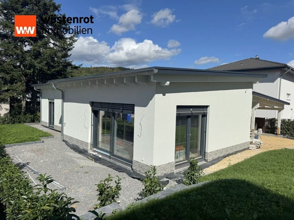 Immobilienangebot - Abtsgmünd - Alle - Exklusiver Bungalow im Ortskern von Abtsgmünd