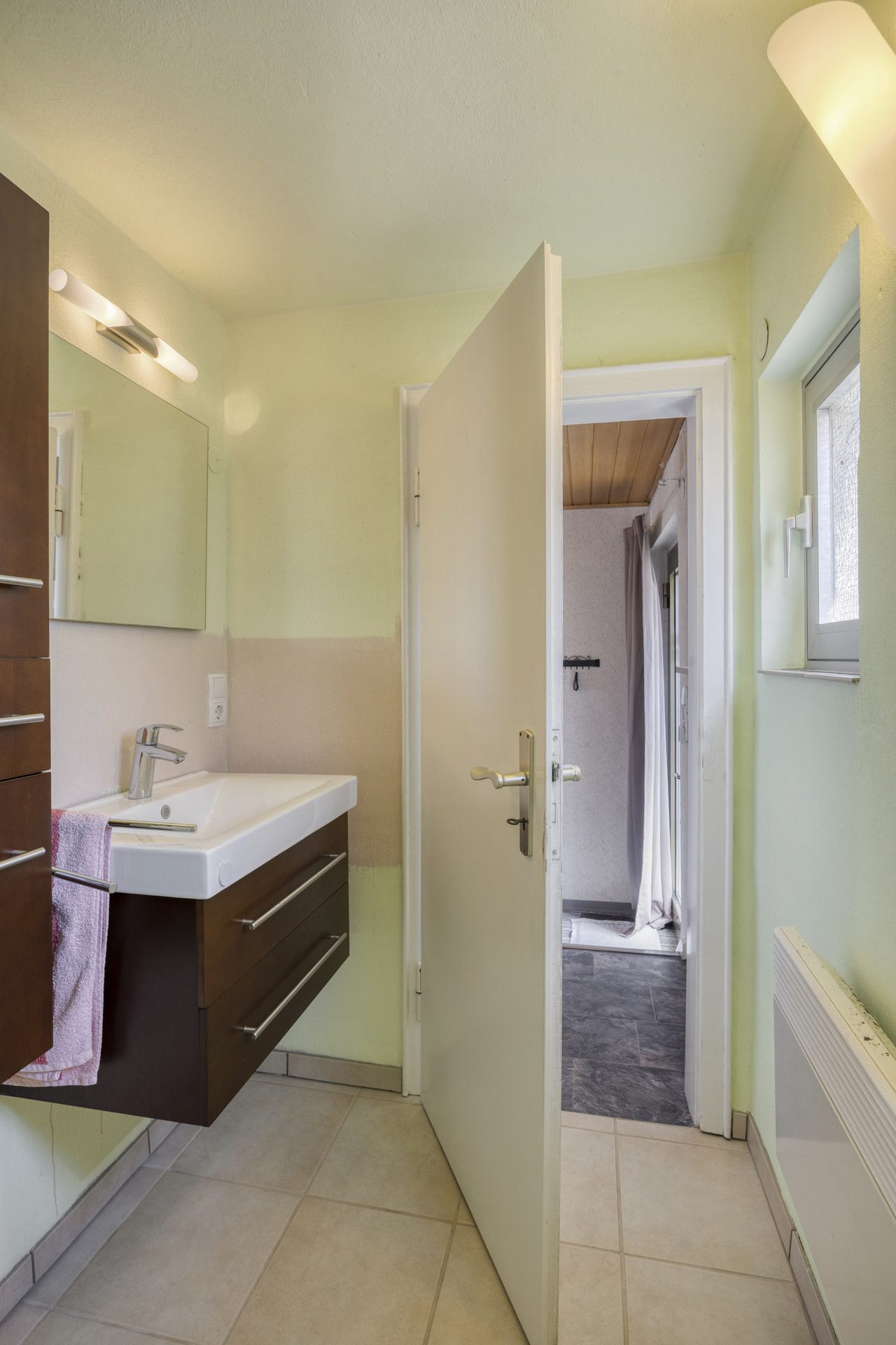 Immobilienangebot - Weilerswist - Alle - Echtes Raumwunder auf großem Sonnen-Grundstück in guter Wohnlage. Hier ist flexible Nutzung möglich!