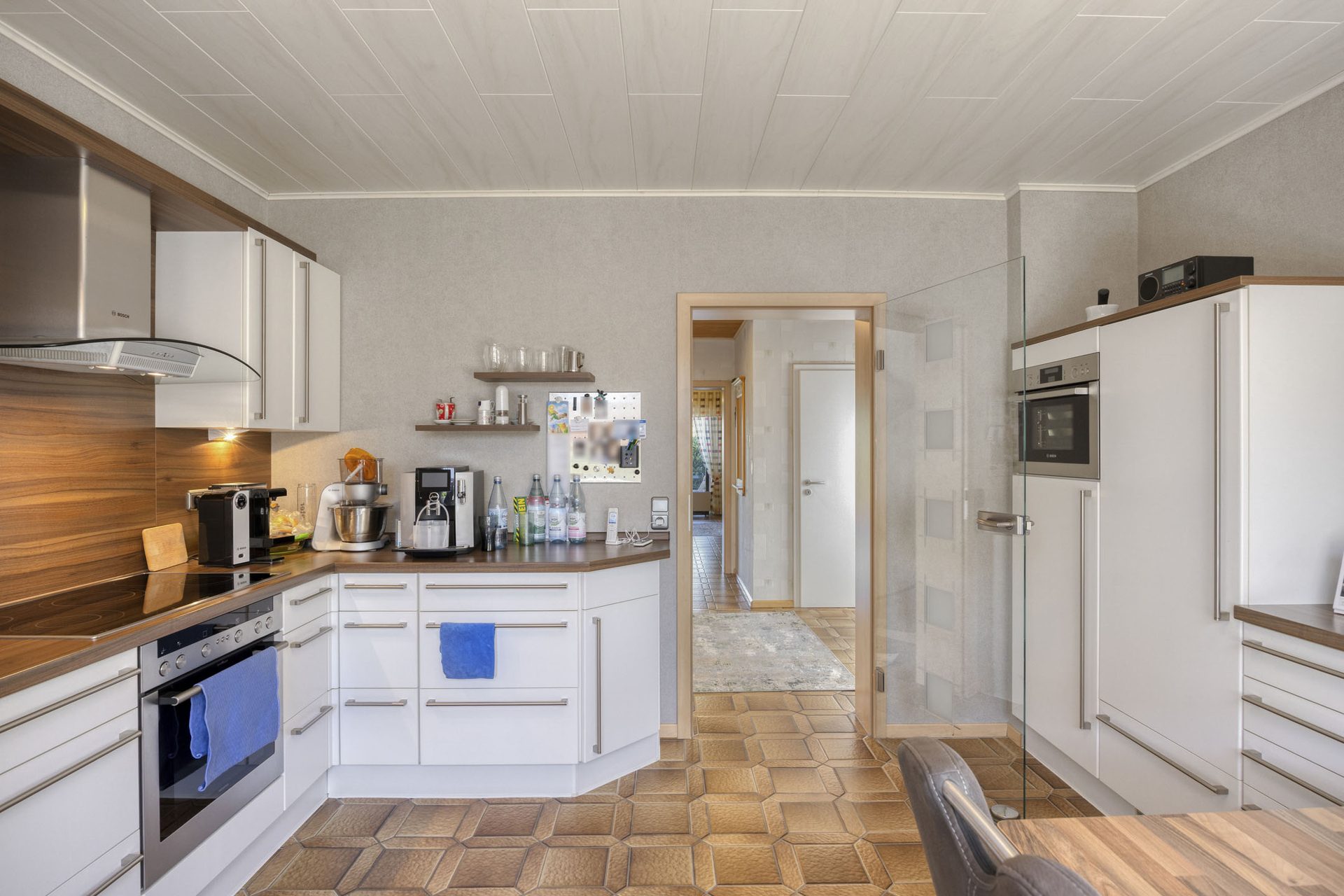 Immobilienangebot - Weilerswist - Alle - Echtes Raumwunder auf großem Sonnen-Grundstück in guter Wohnlage. Hier ist flexible Nutzung möglich!