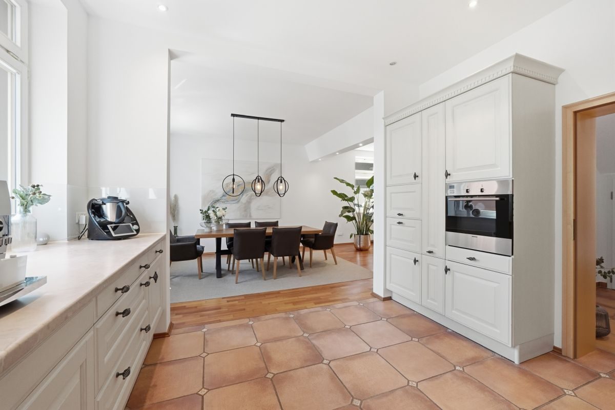Immobilienangebot - Solingen - Alle - Historisch wohnen, modern leben: Modernisiertes Einfamilienhaus mit Einliegerwohnung (3D-Rundgang).